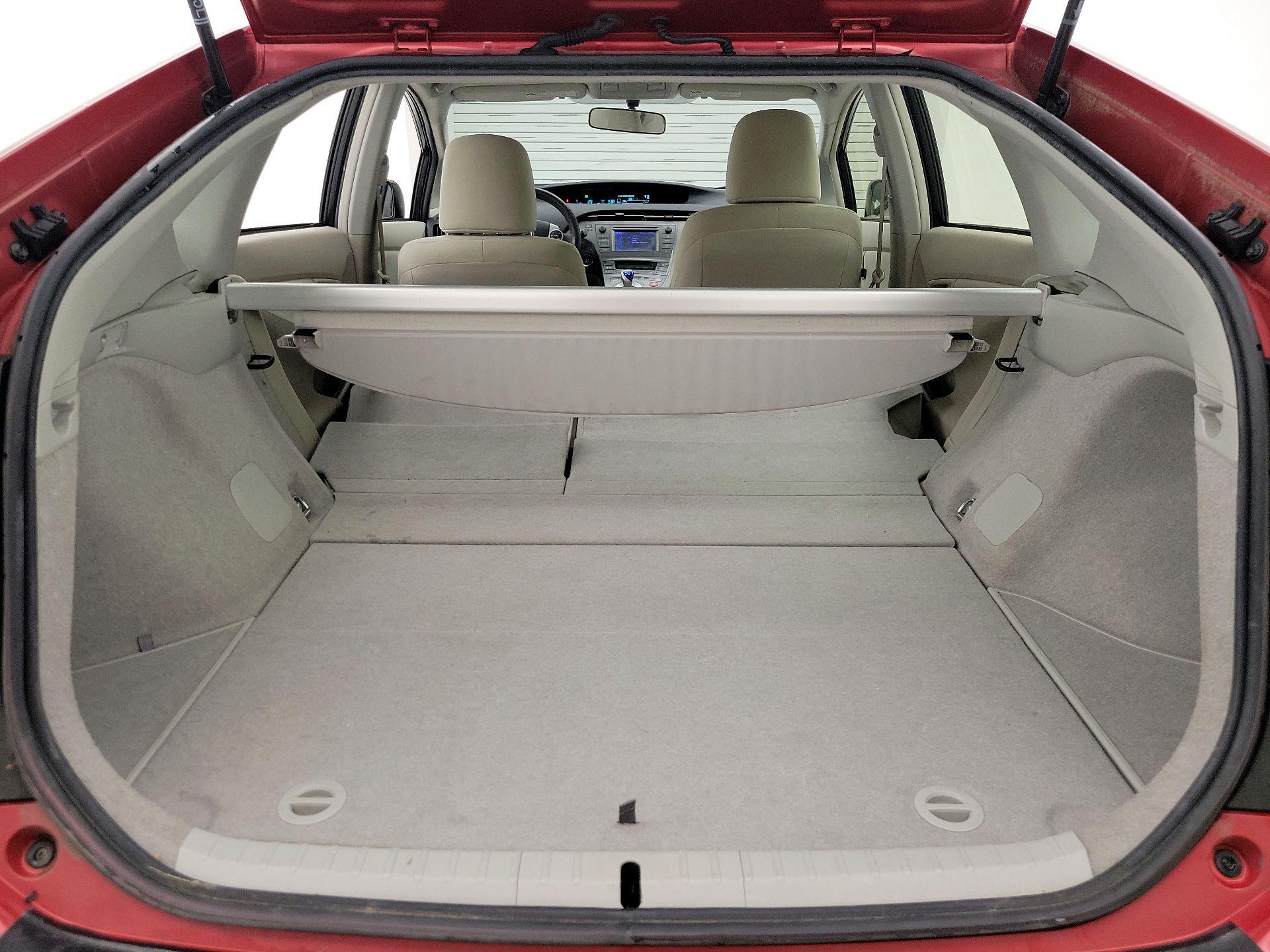 Thumbnail: 2014 Toyota Prius - 19