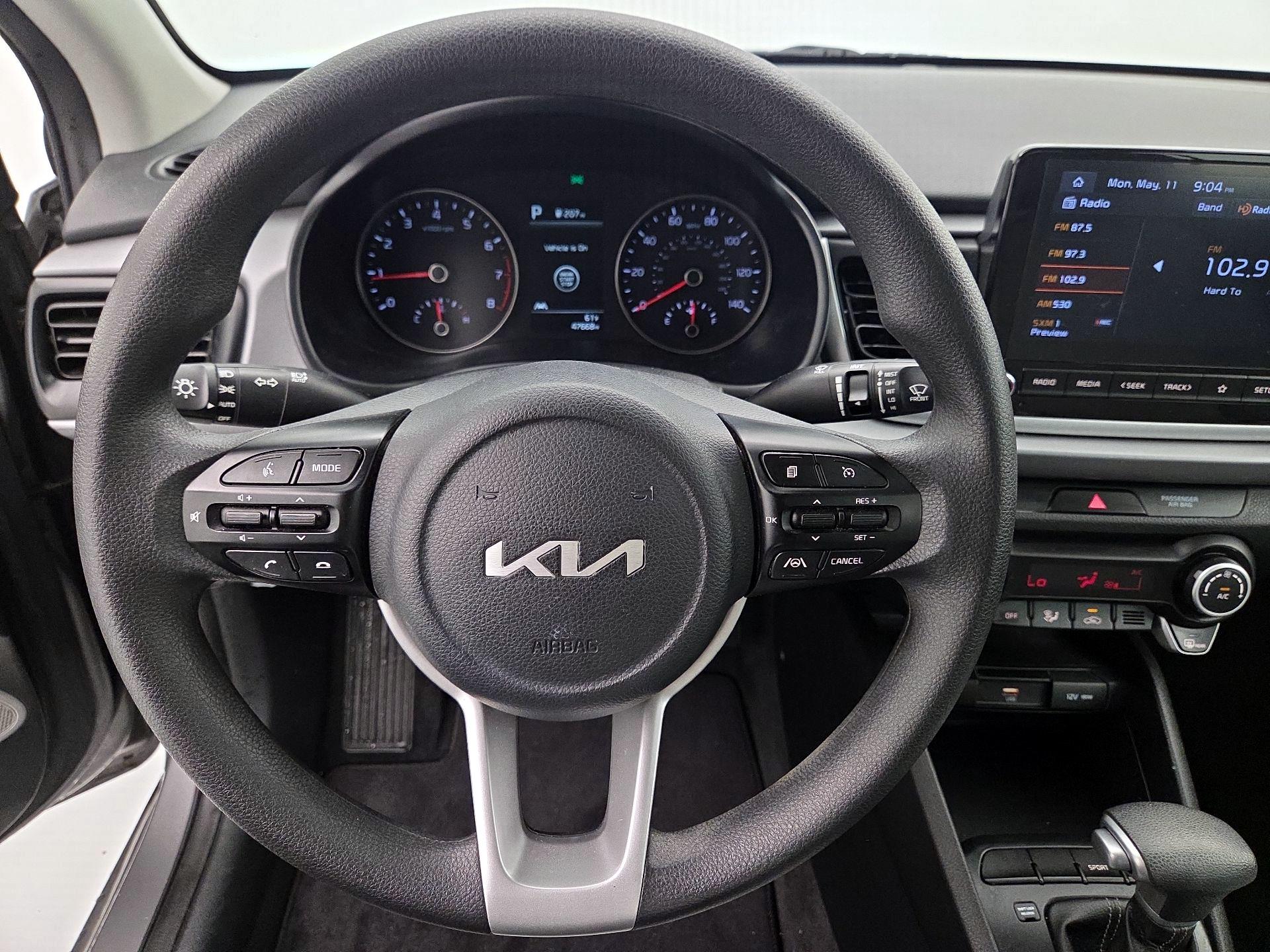 Thumbnail: 2022 Kia Rio - 10