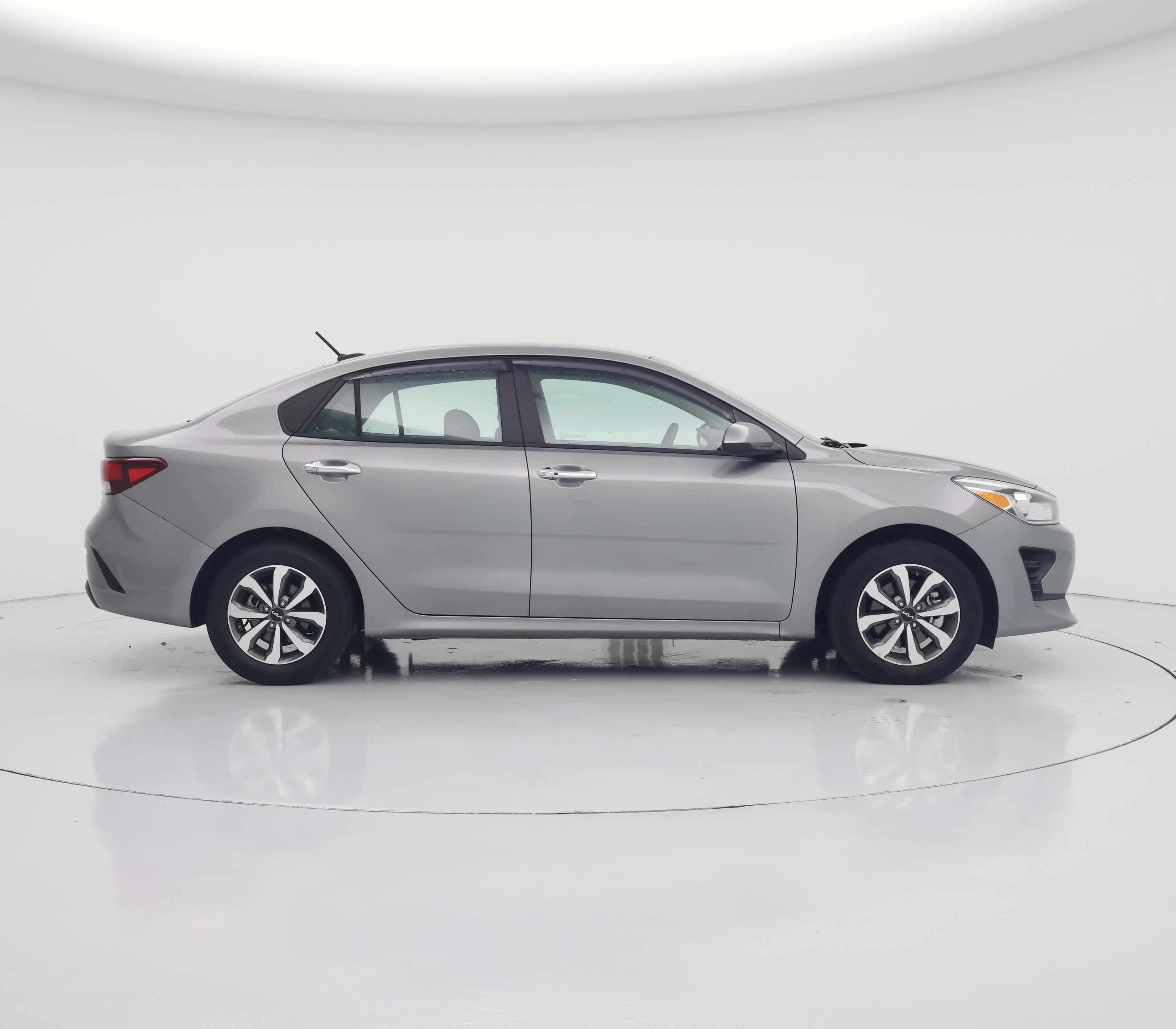 Thumbnail: 2022 Kia Rio - 7