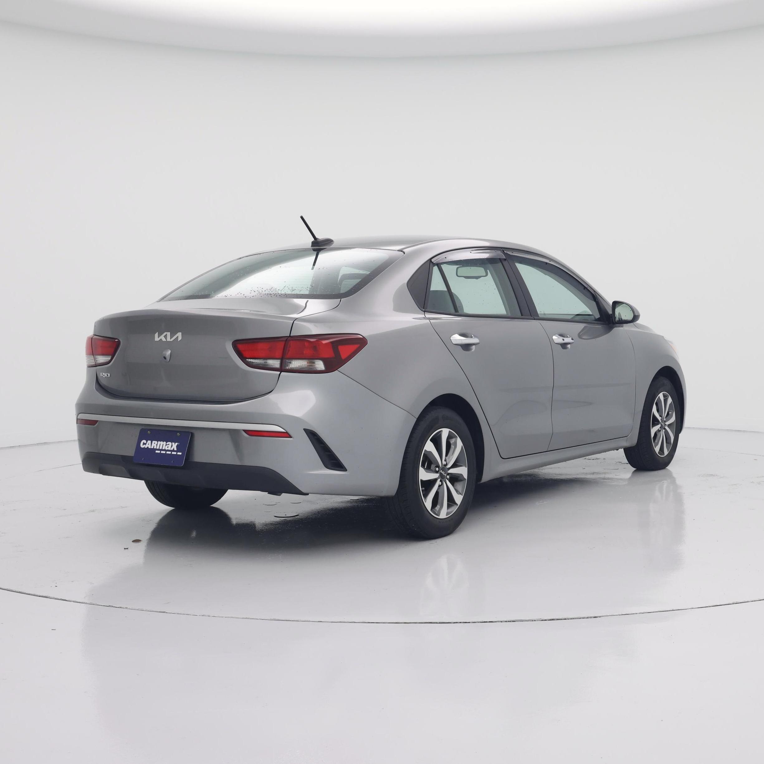 Thumbnail: 2022 Kia Rio - 8