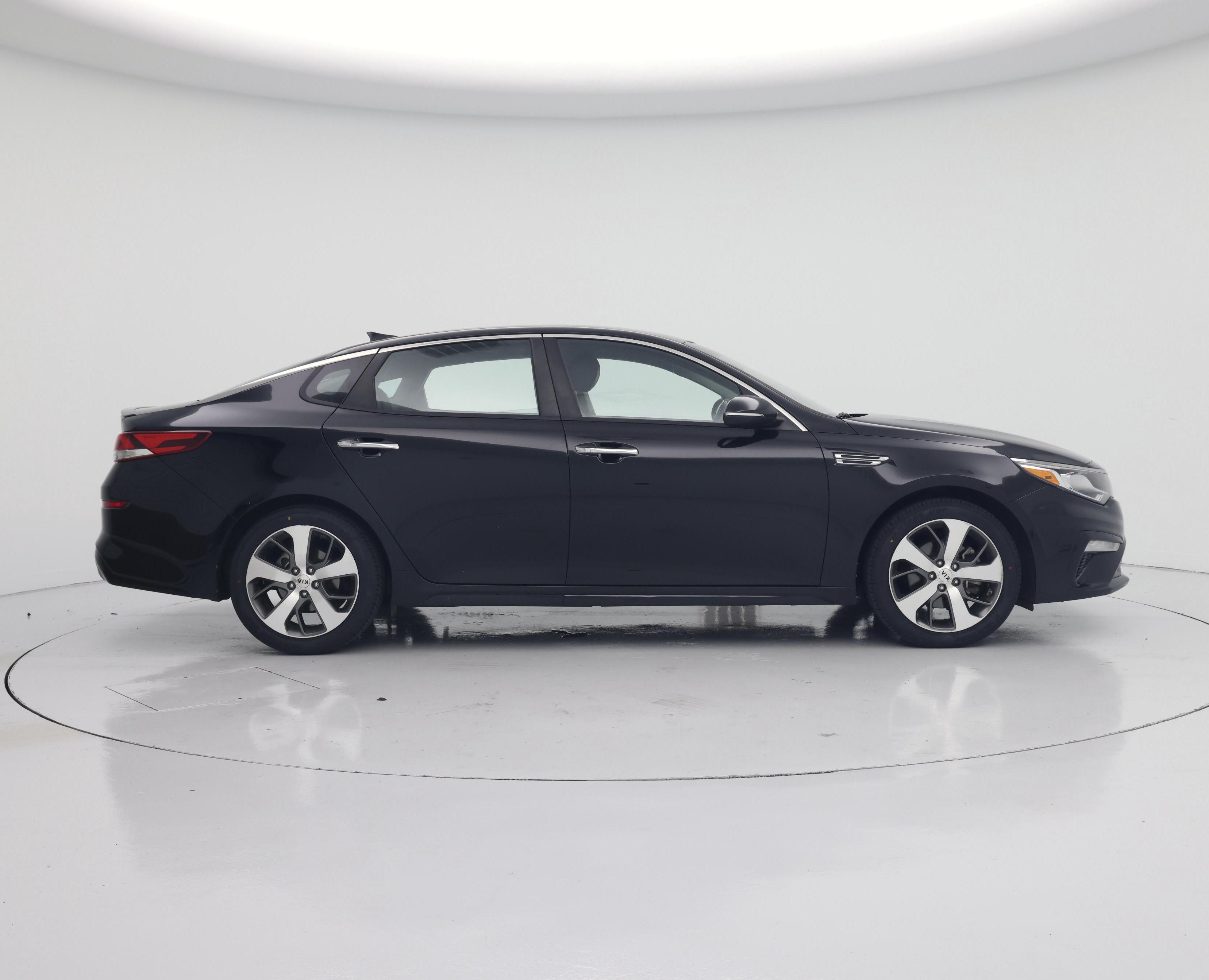 Thumbnail: 2020 Kia Optima - 7