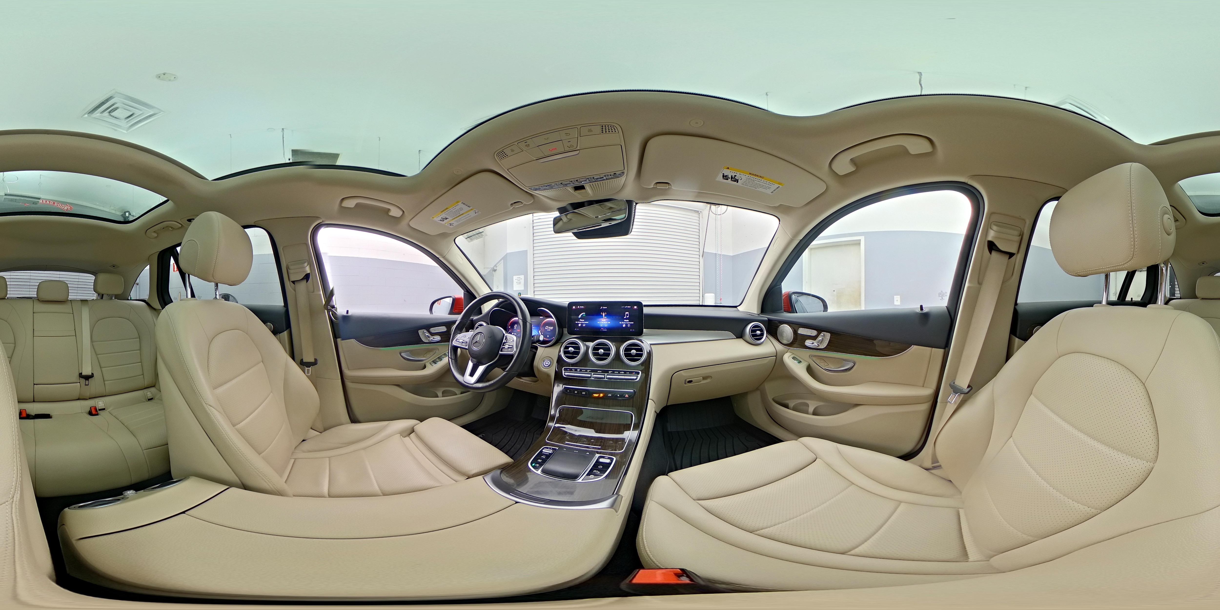 2021 Mercedes-Benz GLC GLC300 - Photo 25