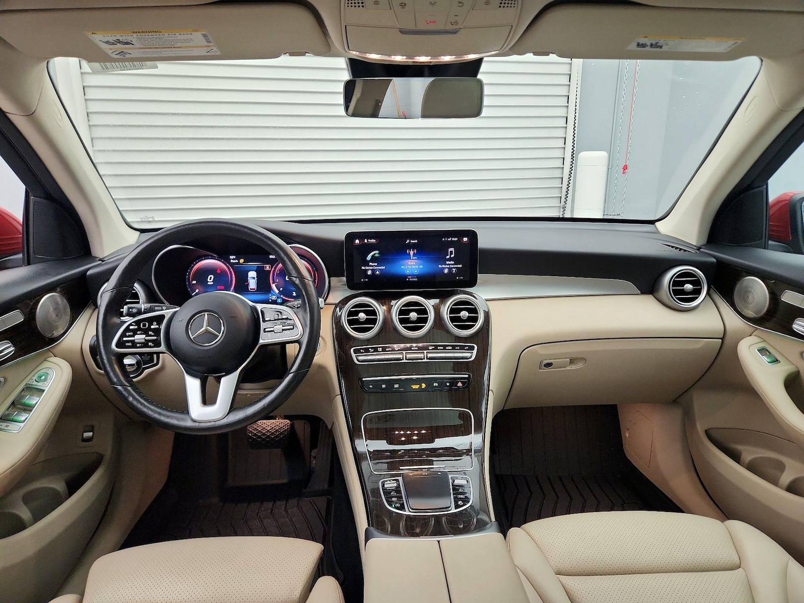 2021 Mercedes-Benz GLC GLC300 - Photo 10
