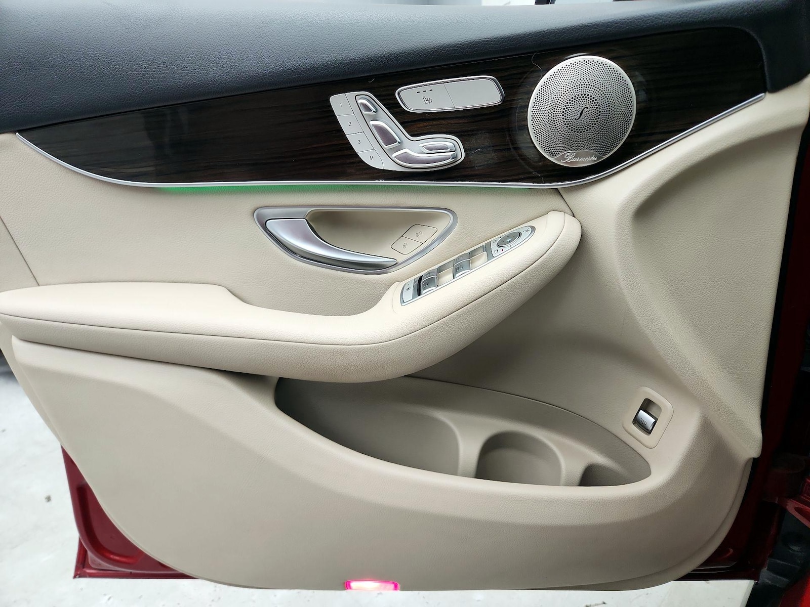 2021 Mercedes-Benz GLC GLC300 - Photo 13