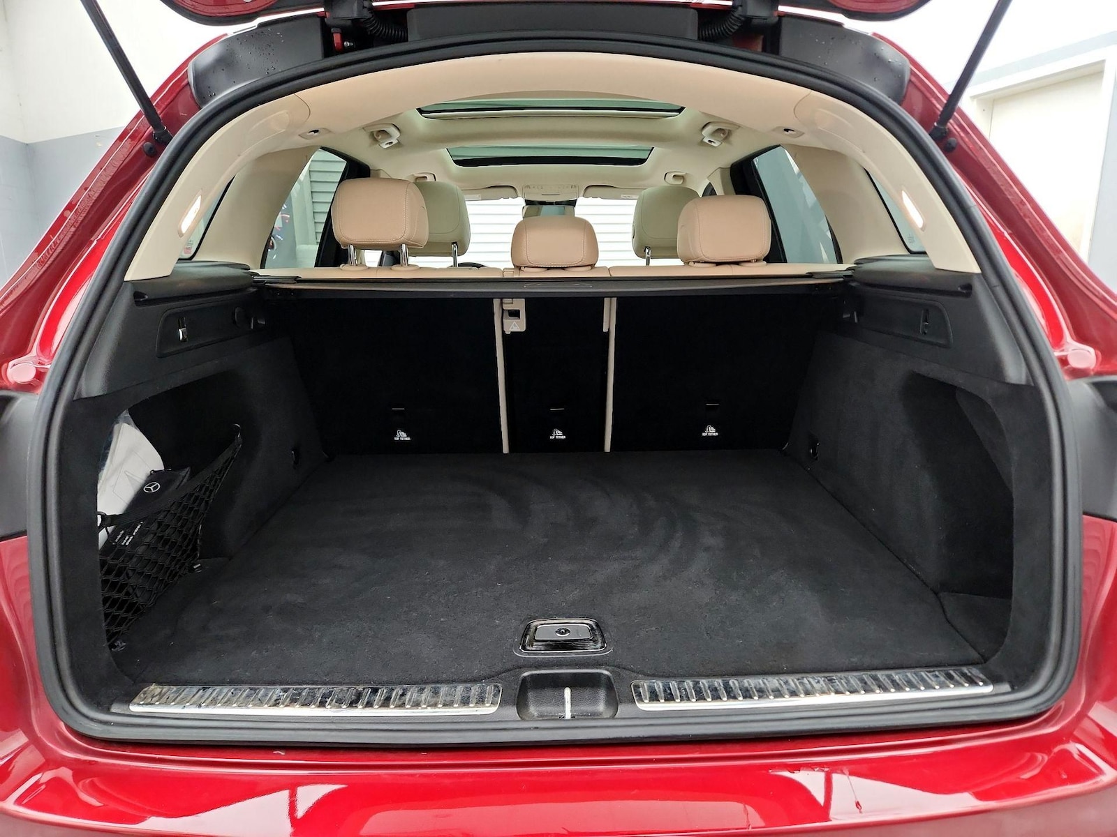 2021 Mercedes-Benz GLC GLC300 - Photo 22