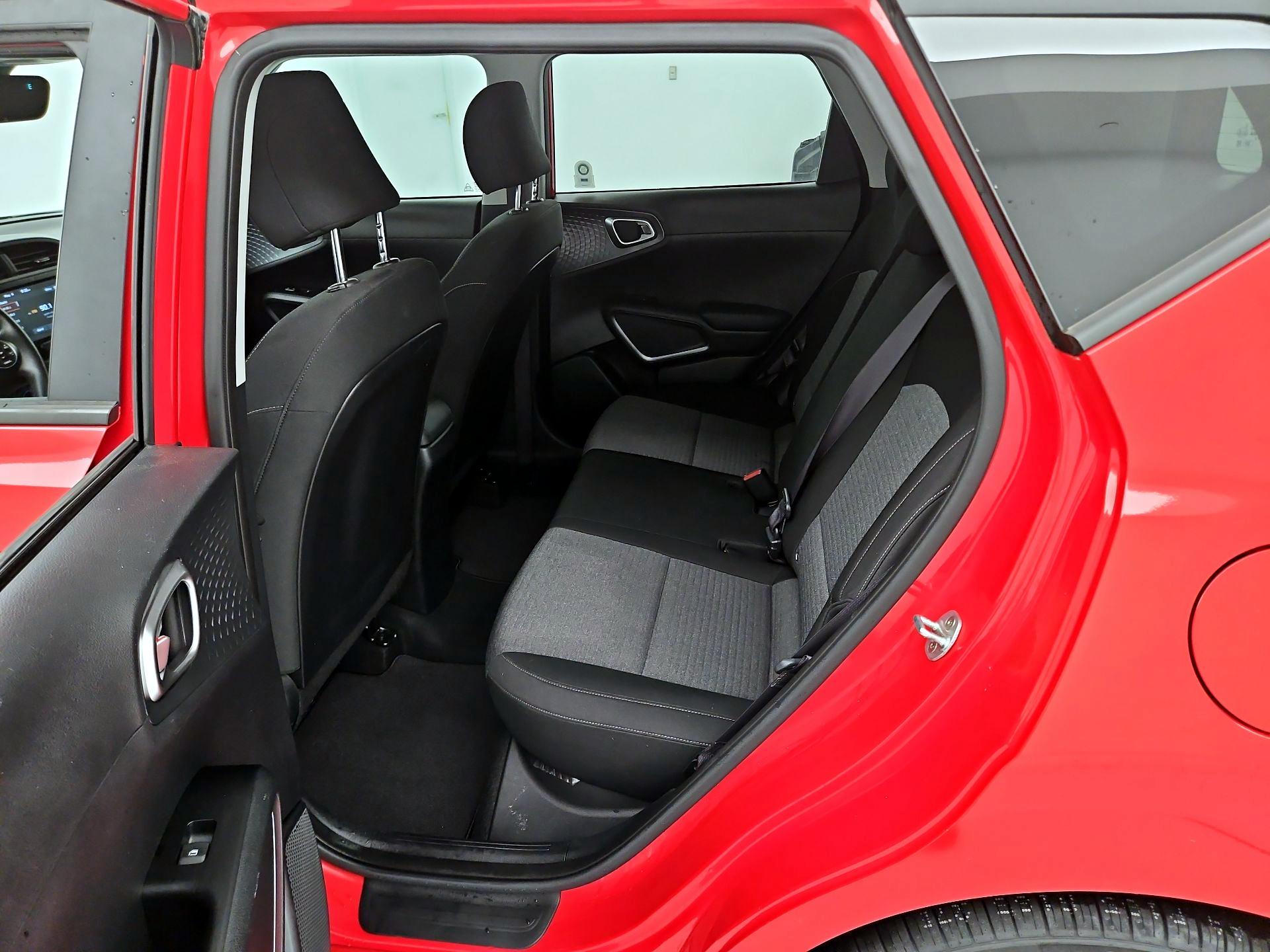 Thumbnail: 2020 Kia Soul - 20