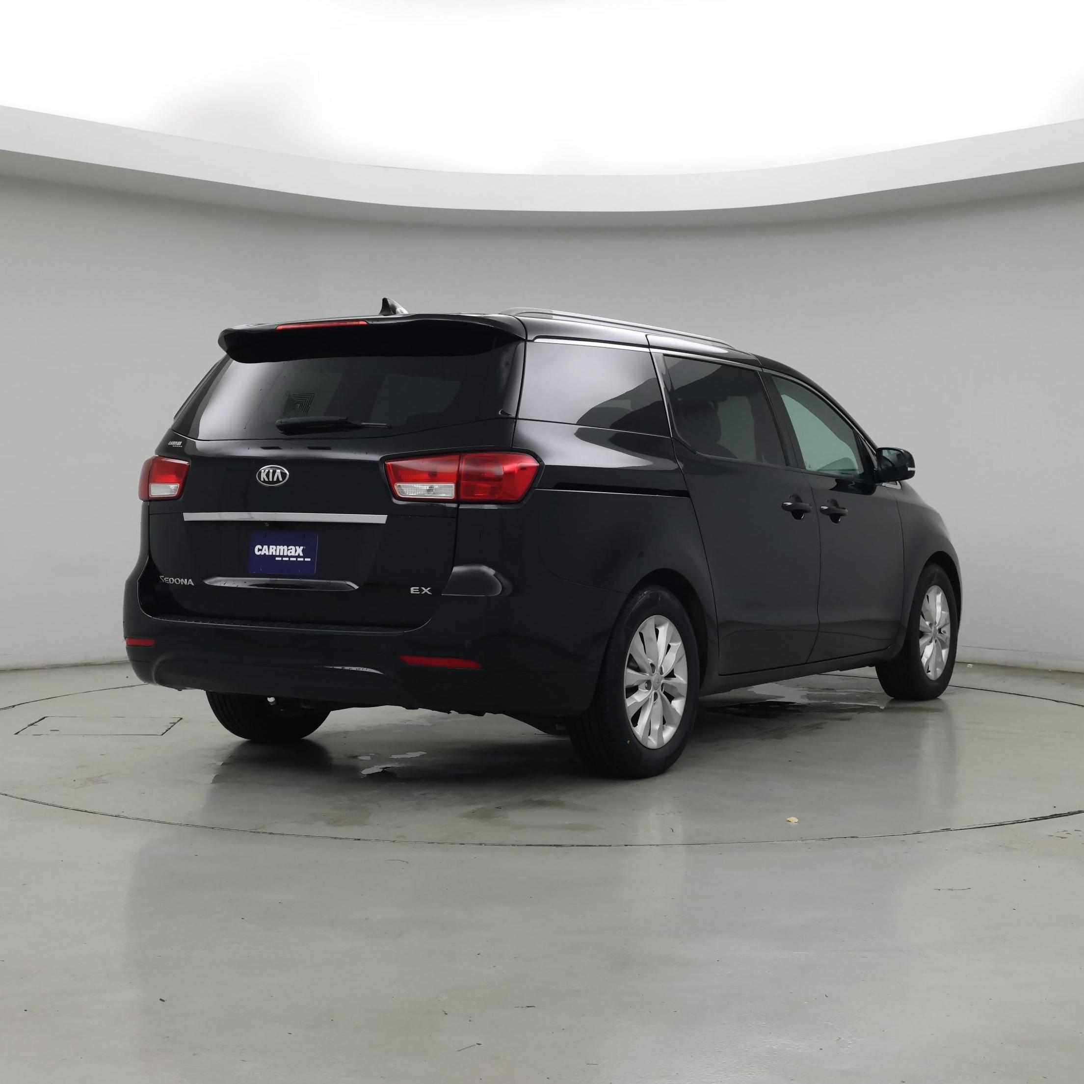 Thumbnail: 2017 Kia Sedona - 8