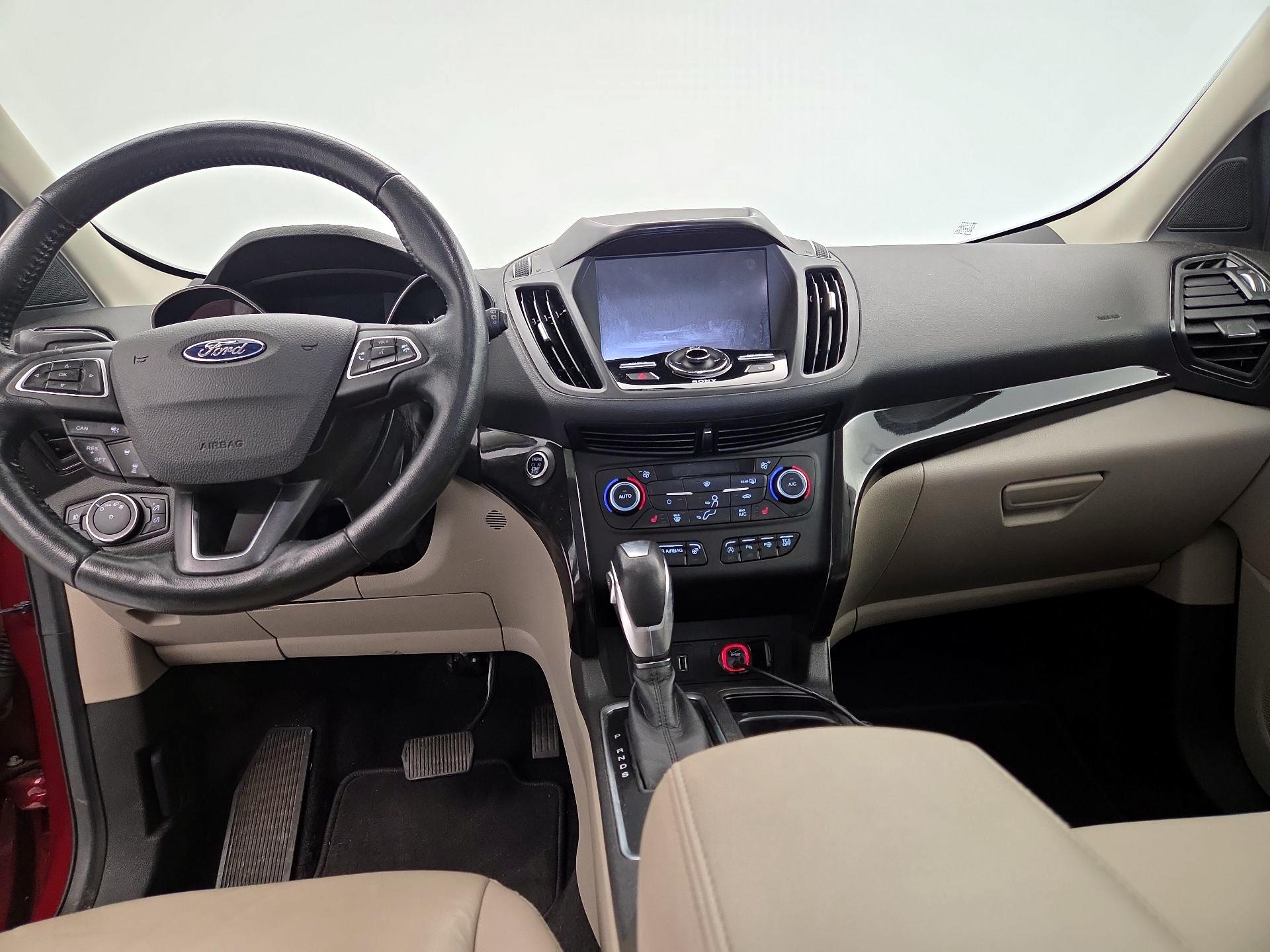 Thumbnail: 2019 Ford Escape - 9