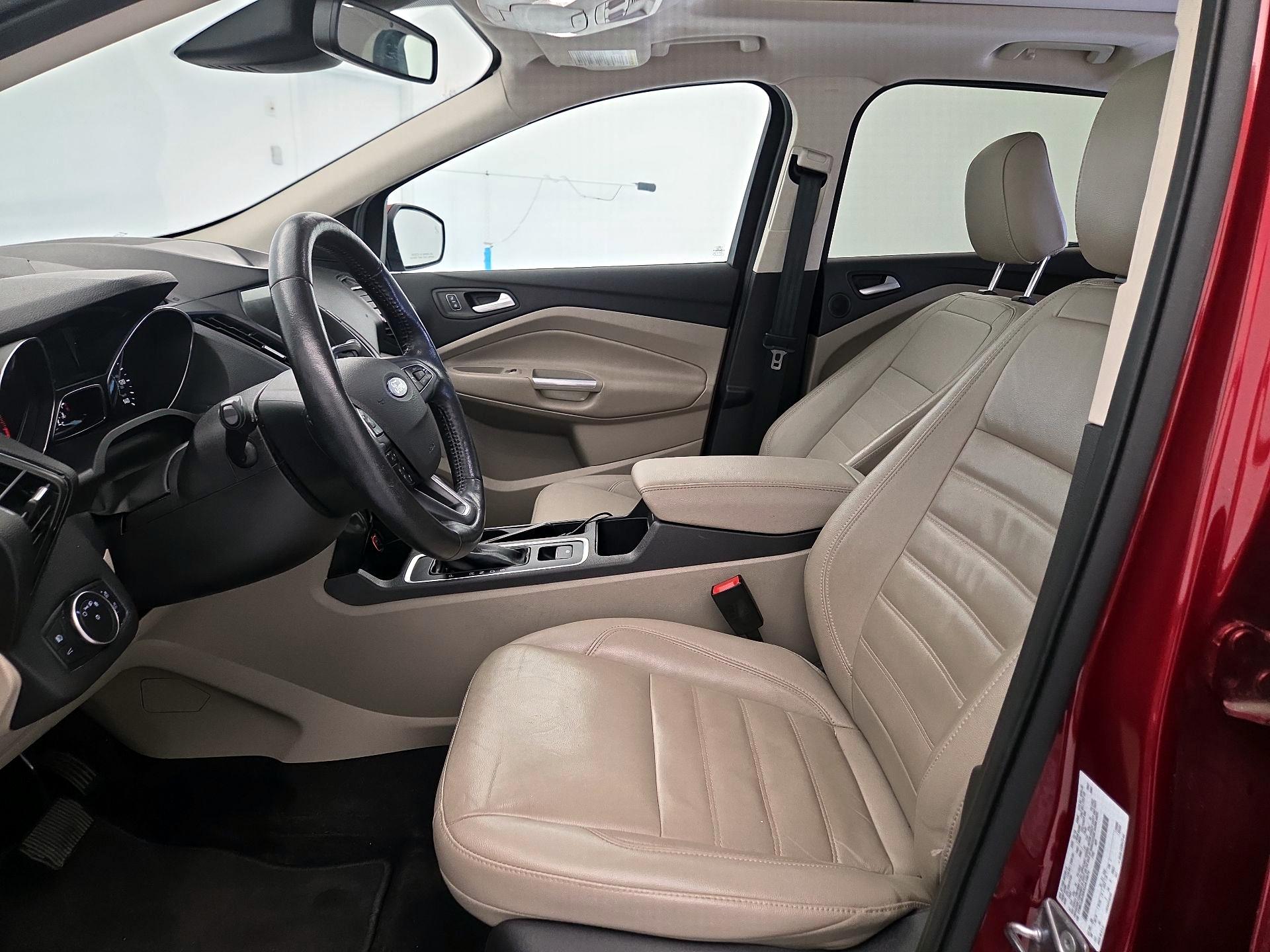 Thumbnail: 2019 Ford Escape - 11