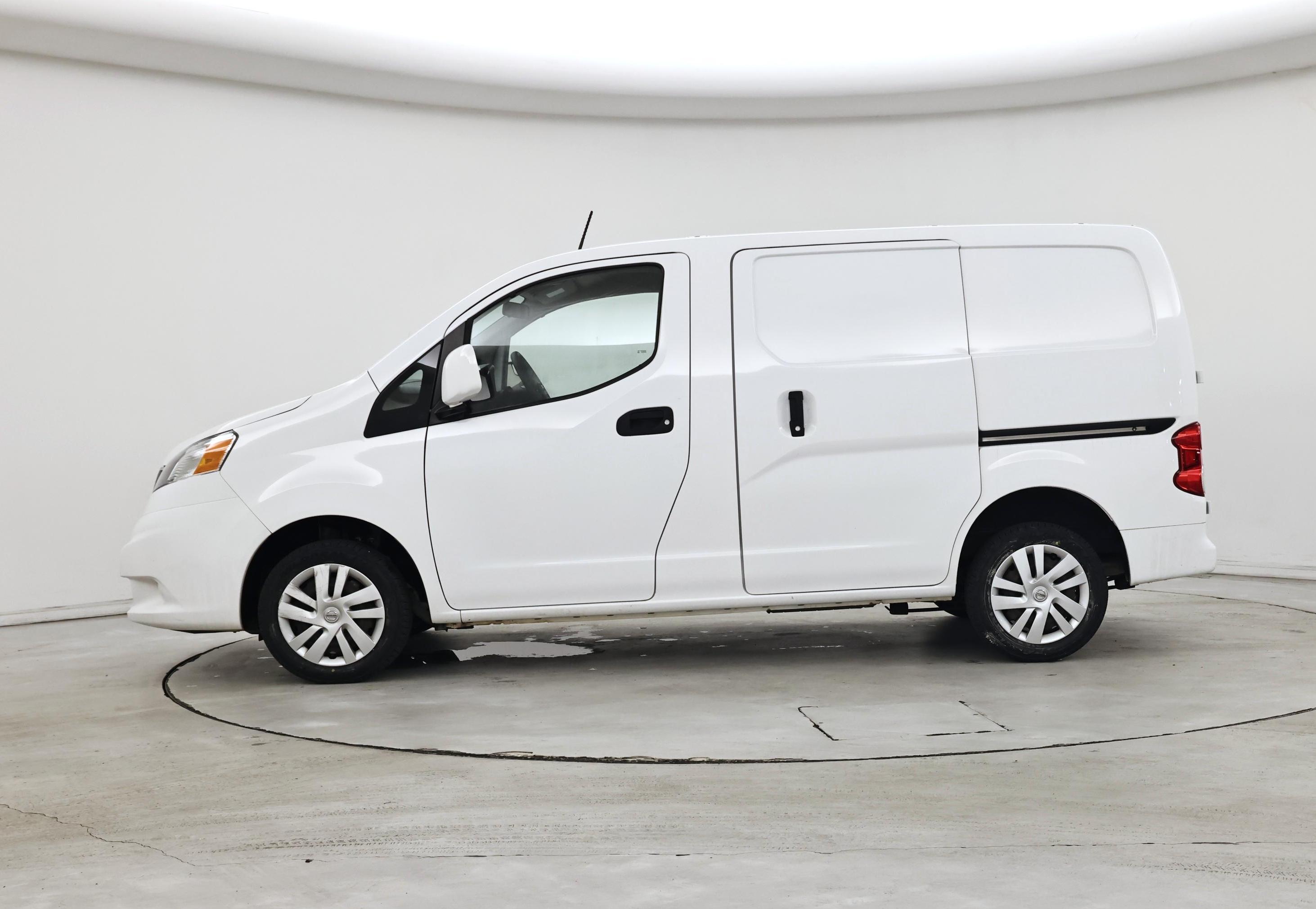 Thumbnail: 2020 Nissan NV200 - 3