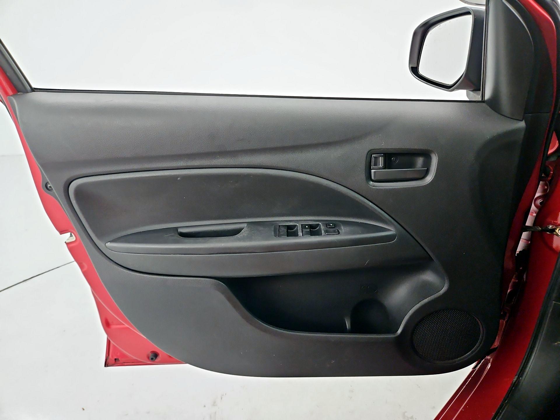 Thumbnail: 2019 Mitsubishi Mirage - 12