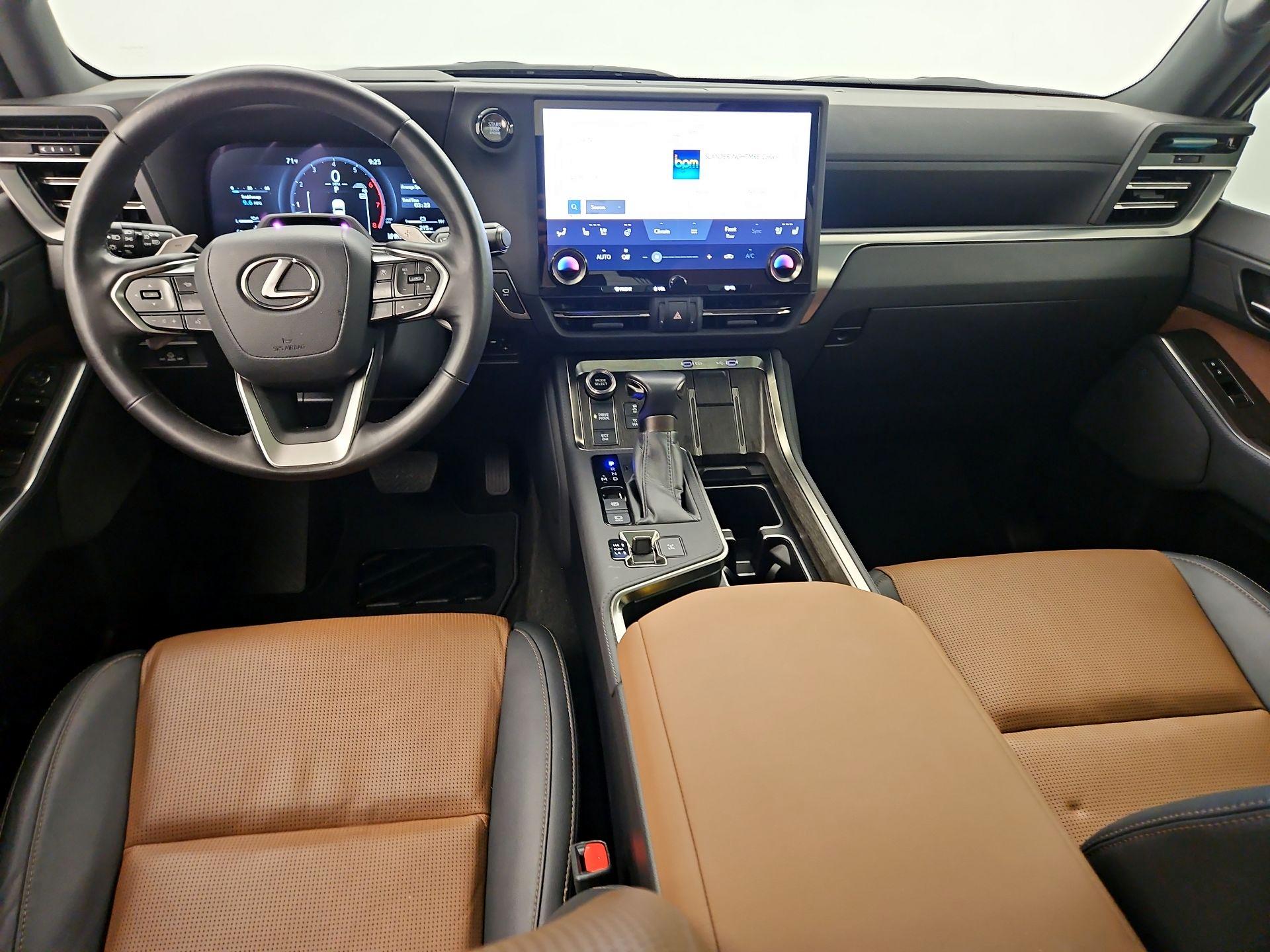 Thumbnail: 2024 Lexus GX - 9