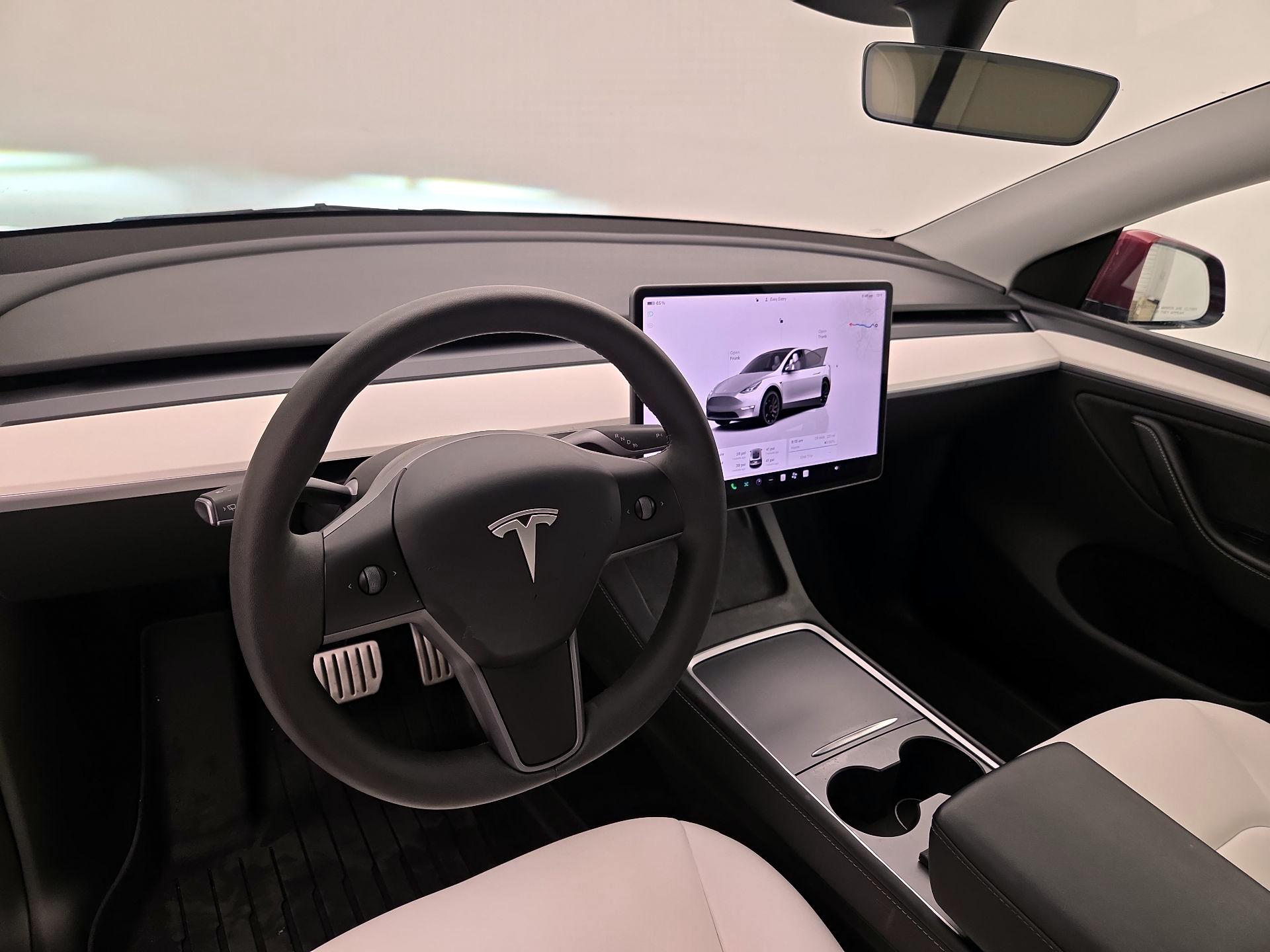 Thumbnail: 2024 Tesla Model Y - 9