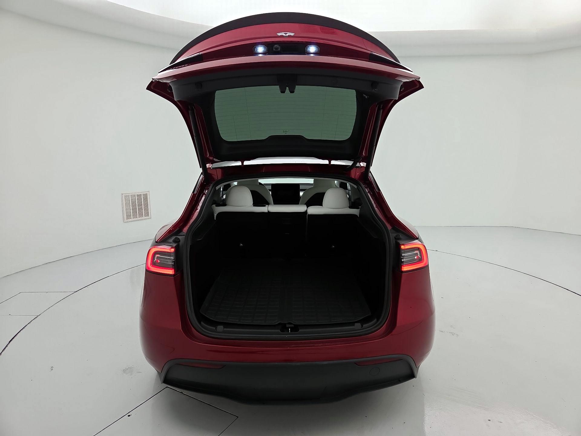Thumbnail: 2024 Tesla Model Y - 20