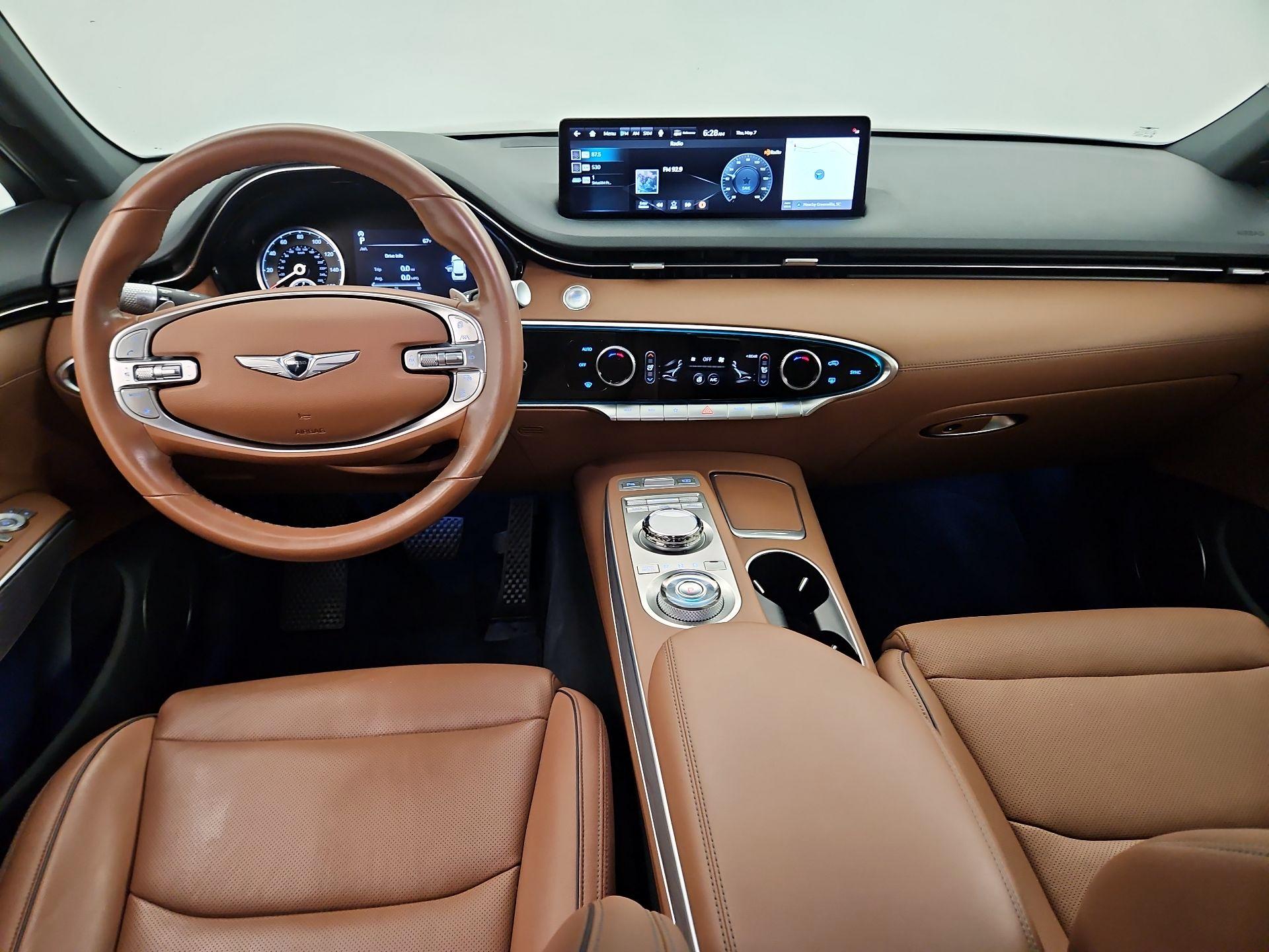 Thumbnail: 2022 Genesis GV70 - 9