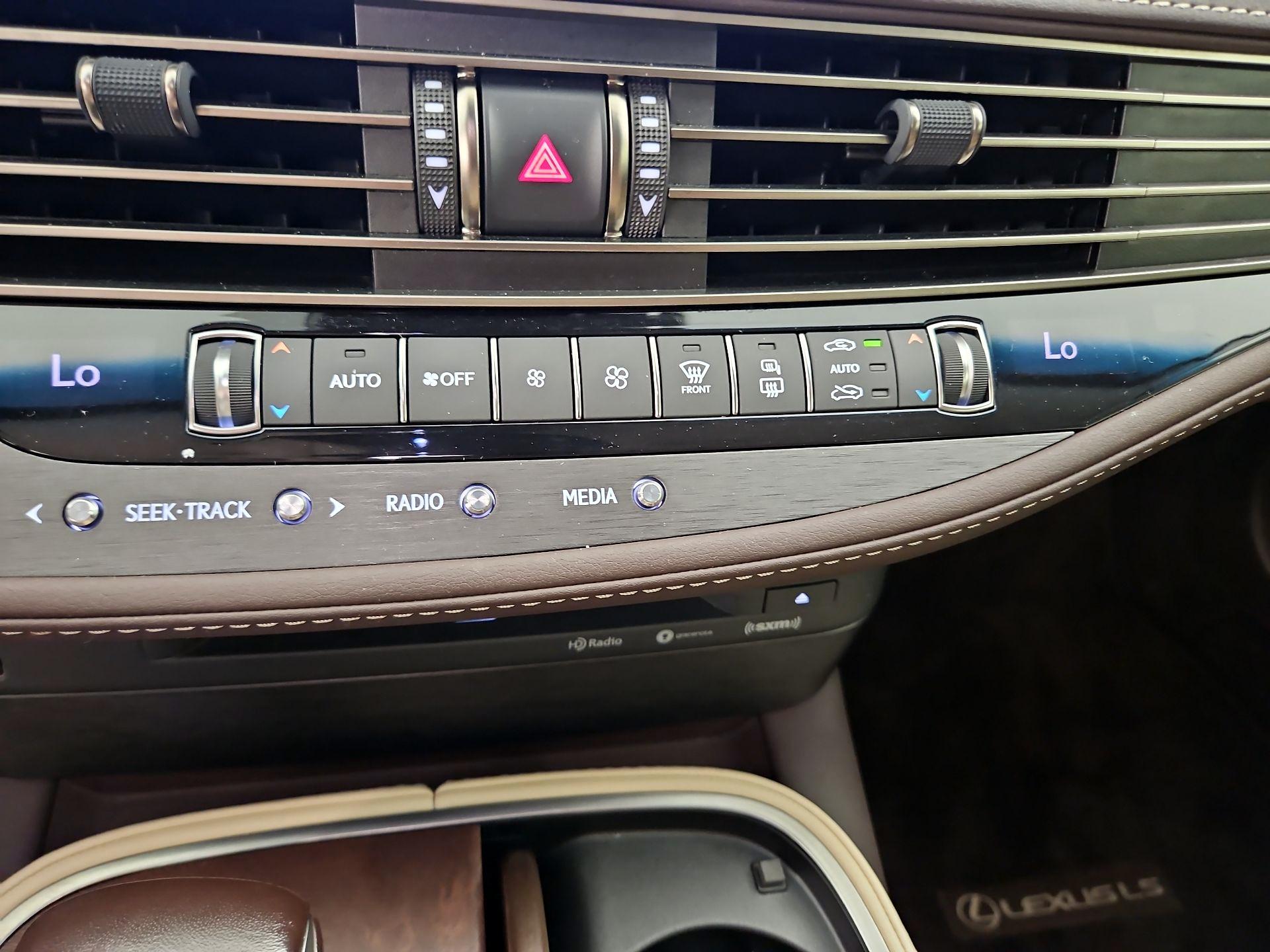 Thumbnail: 2018 Lexus LS - 16