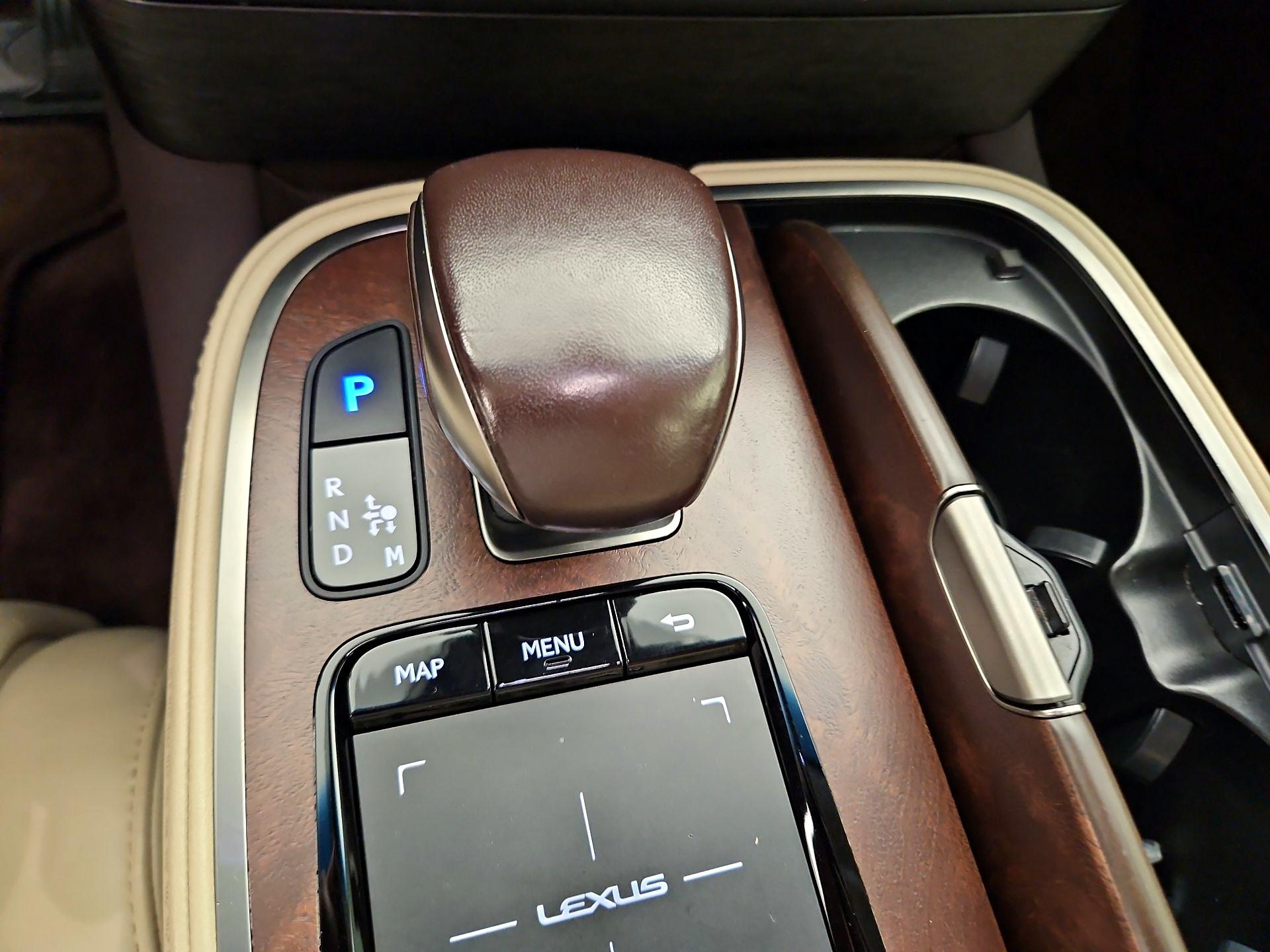 Thumbnail: 2018 Lexus LS - 17