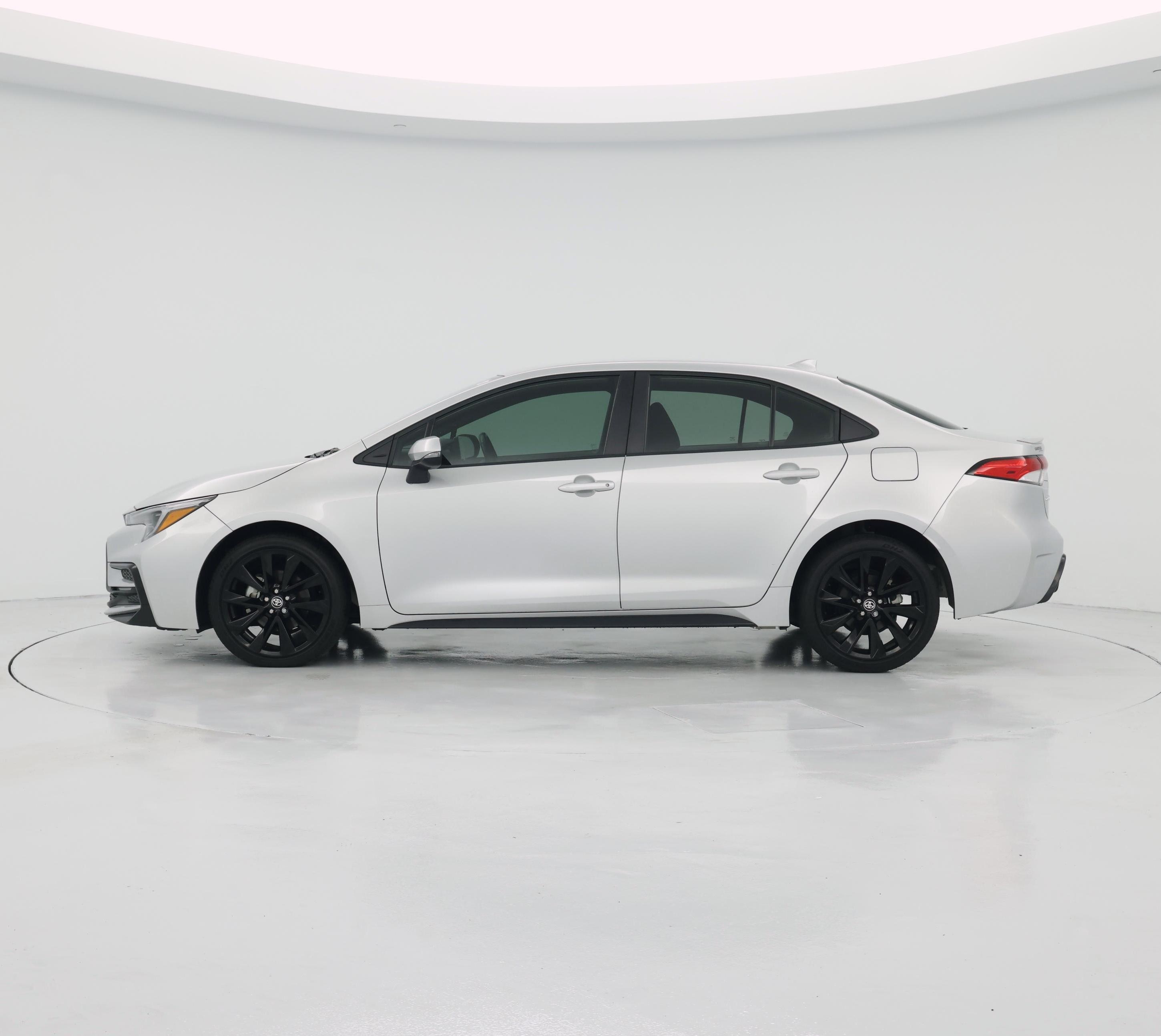 Thumbnail: 2024 Toyota Corolla - 3