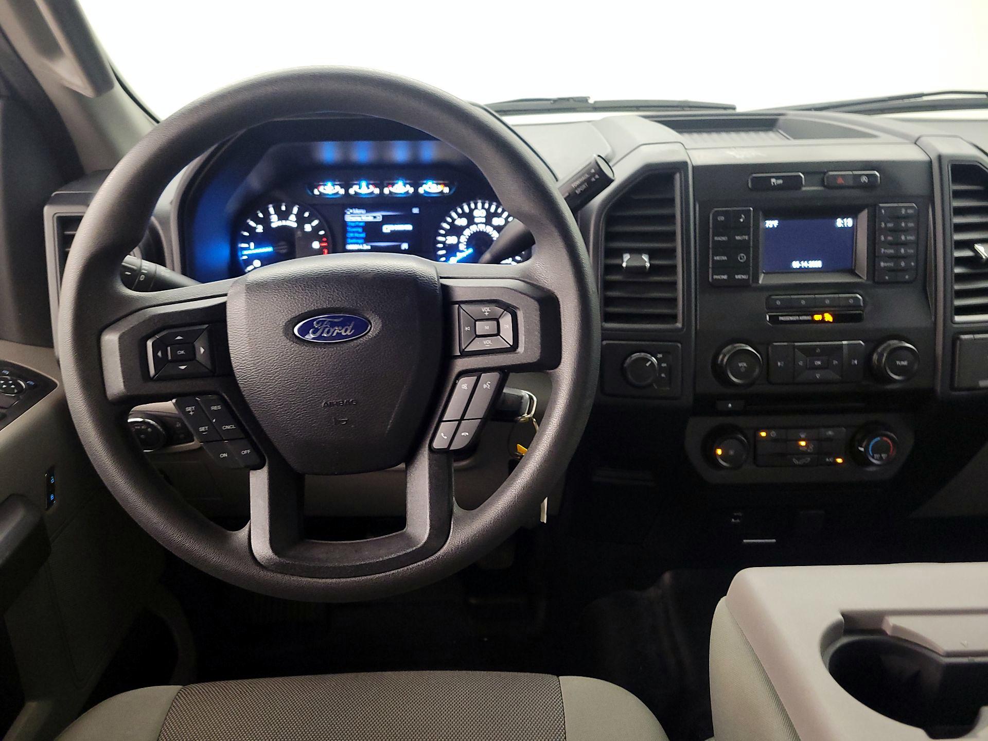 Thumbnail: 2016 Ford F-150 - 10