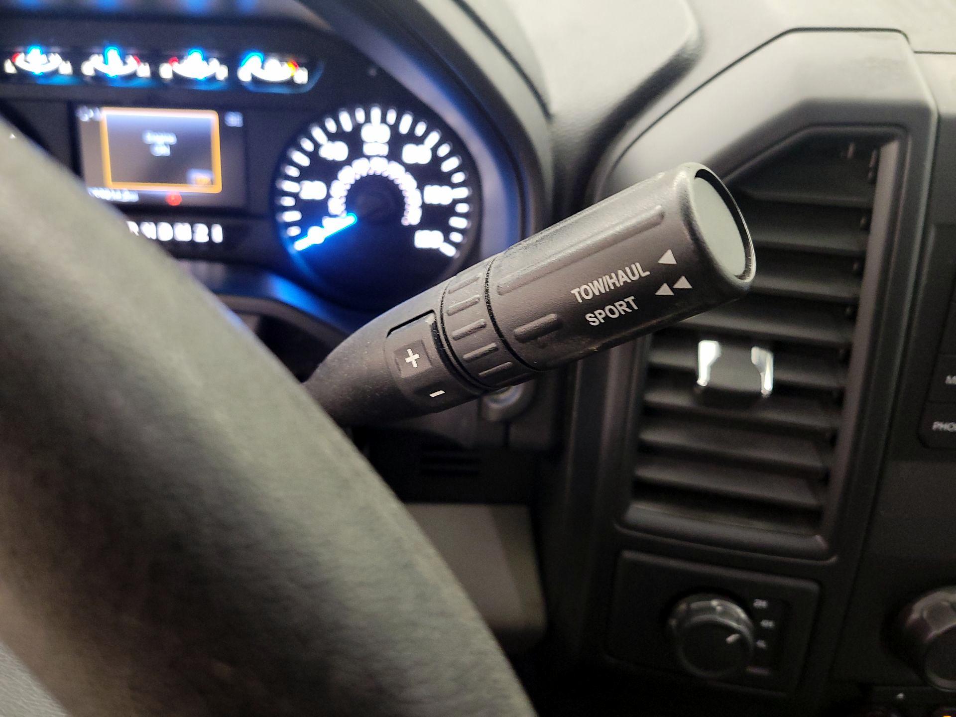 Thumbnail: 2016 Ford F-150 - 16