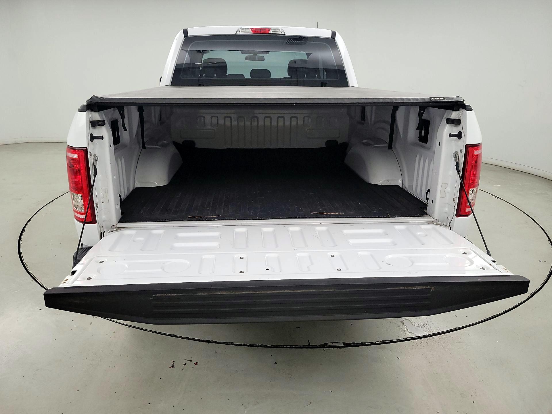 Thumbnail: 2016 Ford F-150 - 19