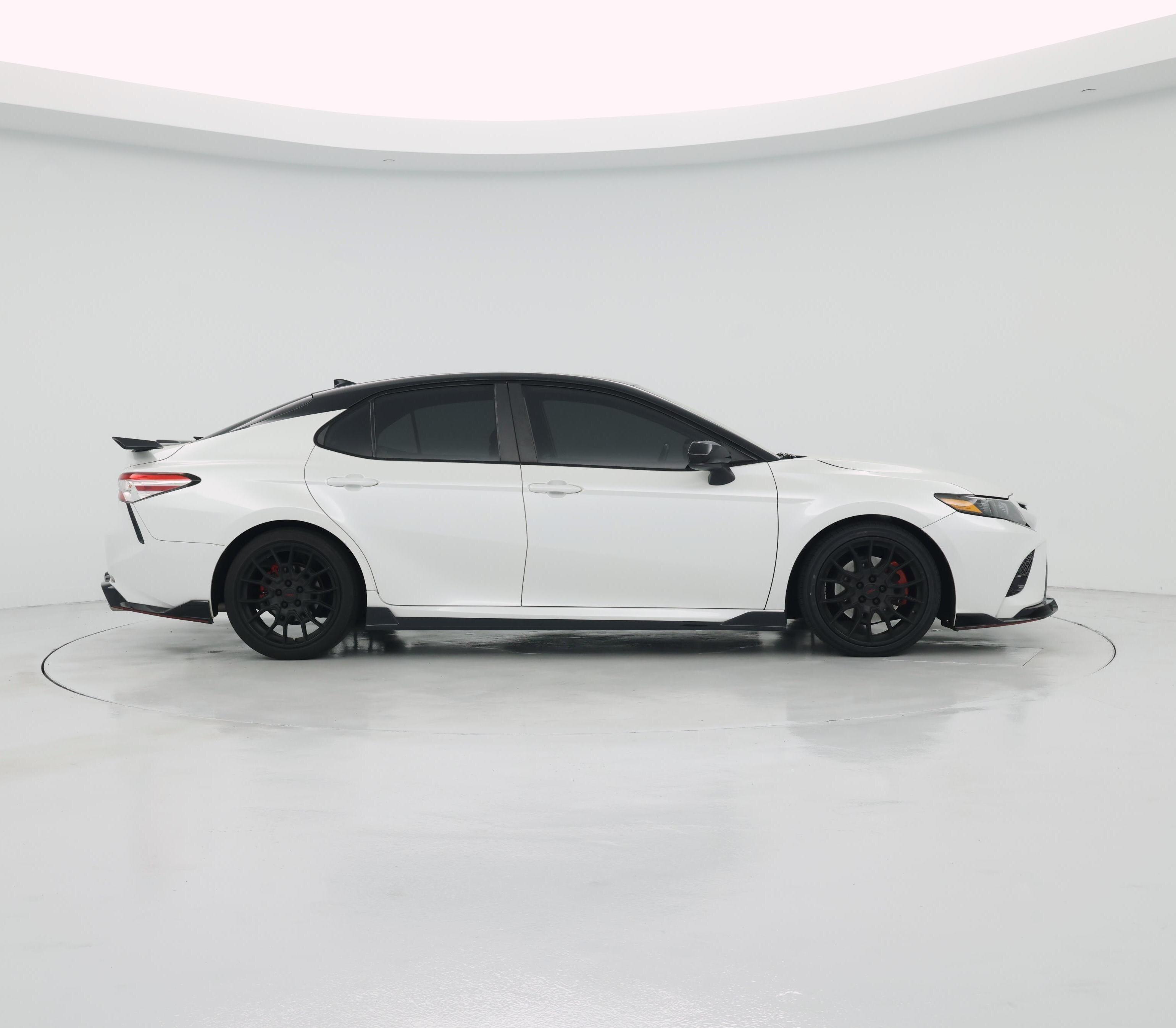 Thumbnail: 2020 Toyota Camry - 7