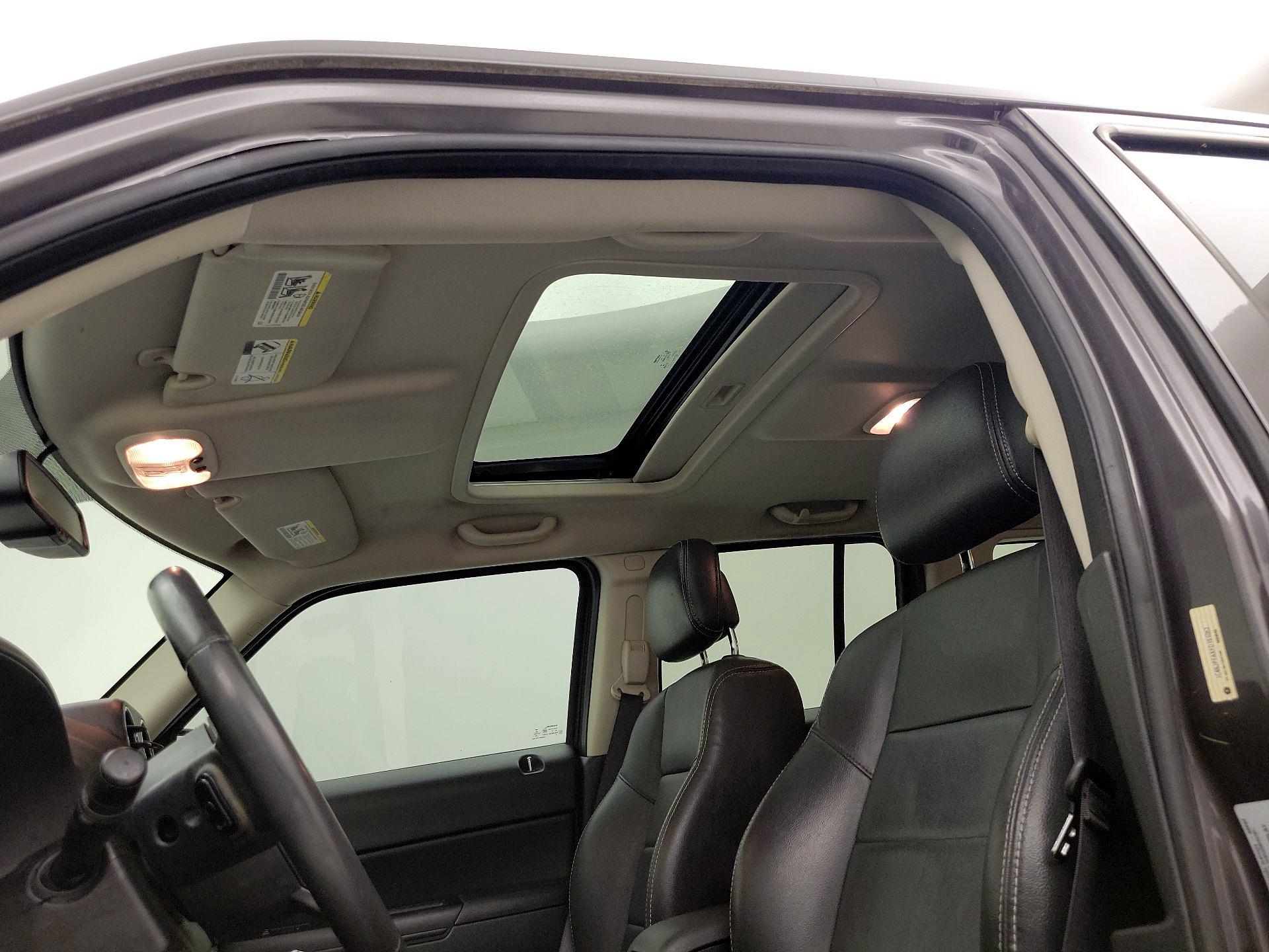 Thumbnail: 2015 Jeep Patriot - 17