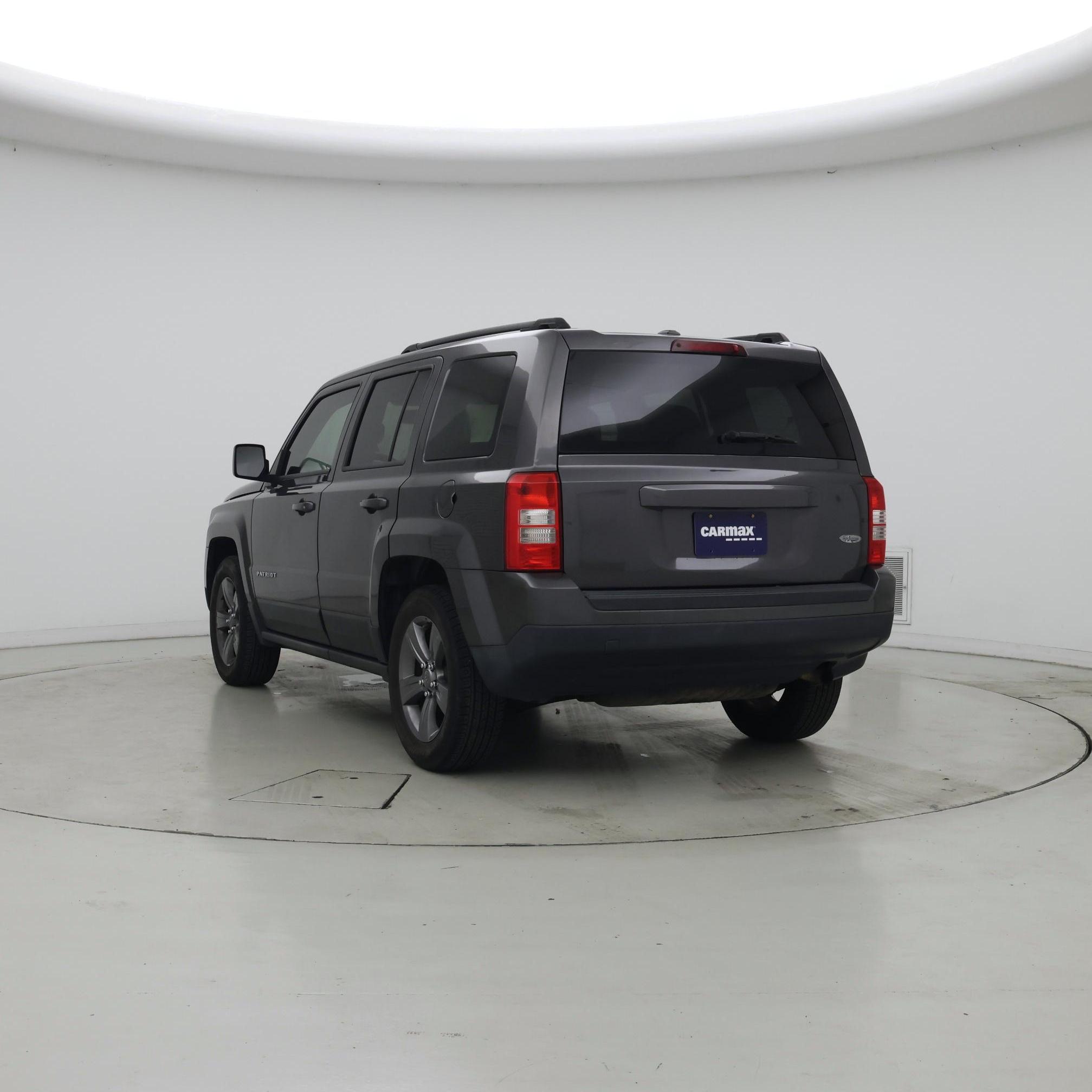 Thumbnail: 2015 Jeep Patriot - 2