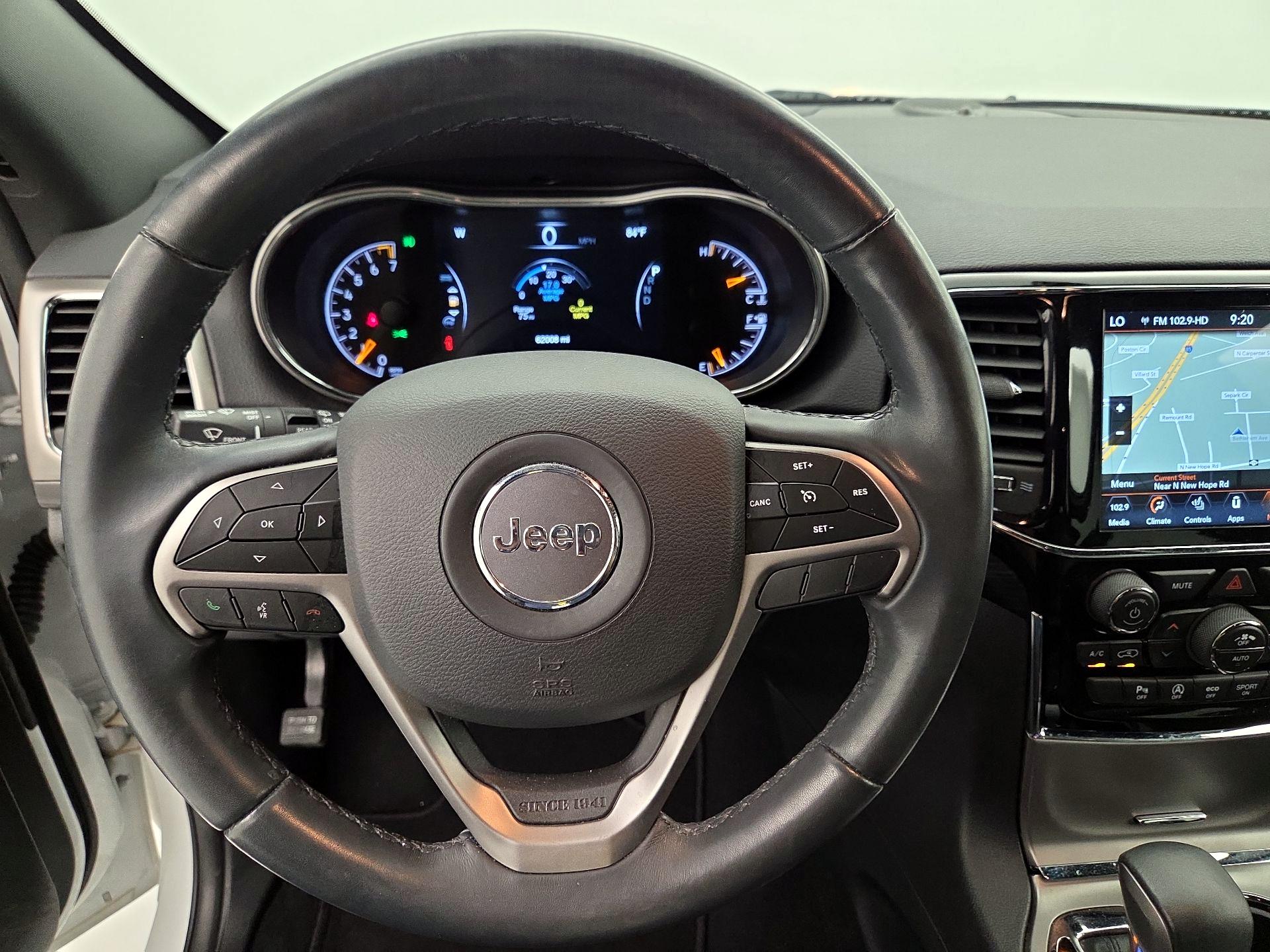 Thumbnail: 2019 Jeep Grand Cherokee - 10