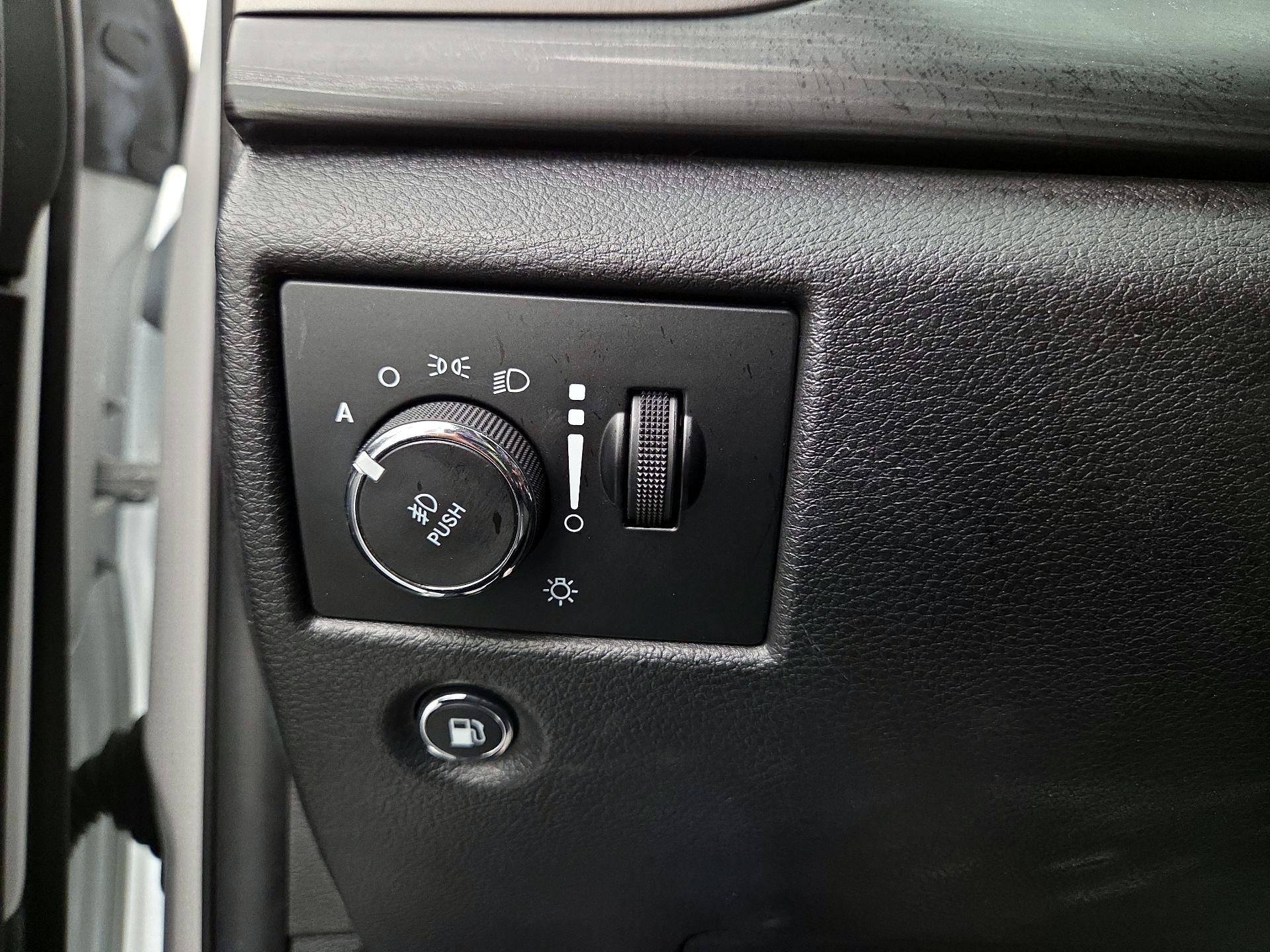 Thumbnail: 2019 Jeep Grand Cherokee - 13