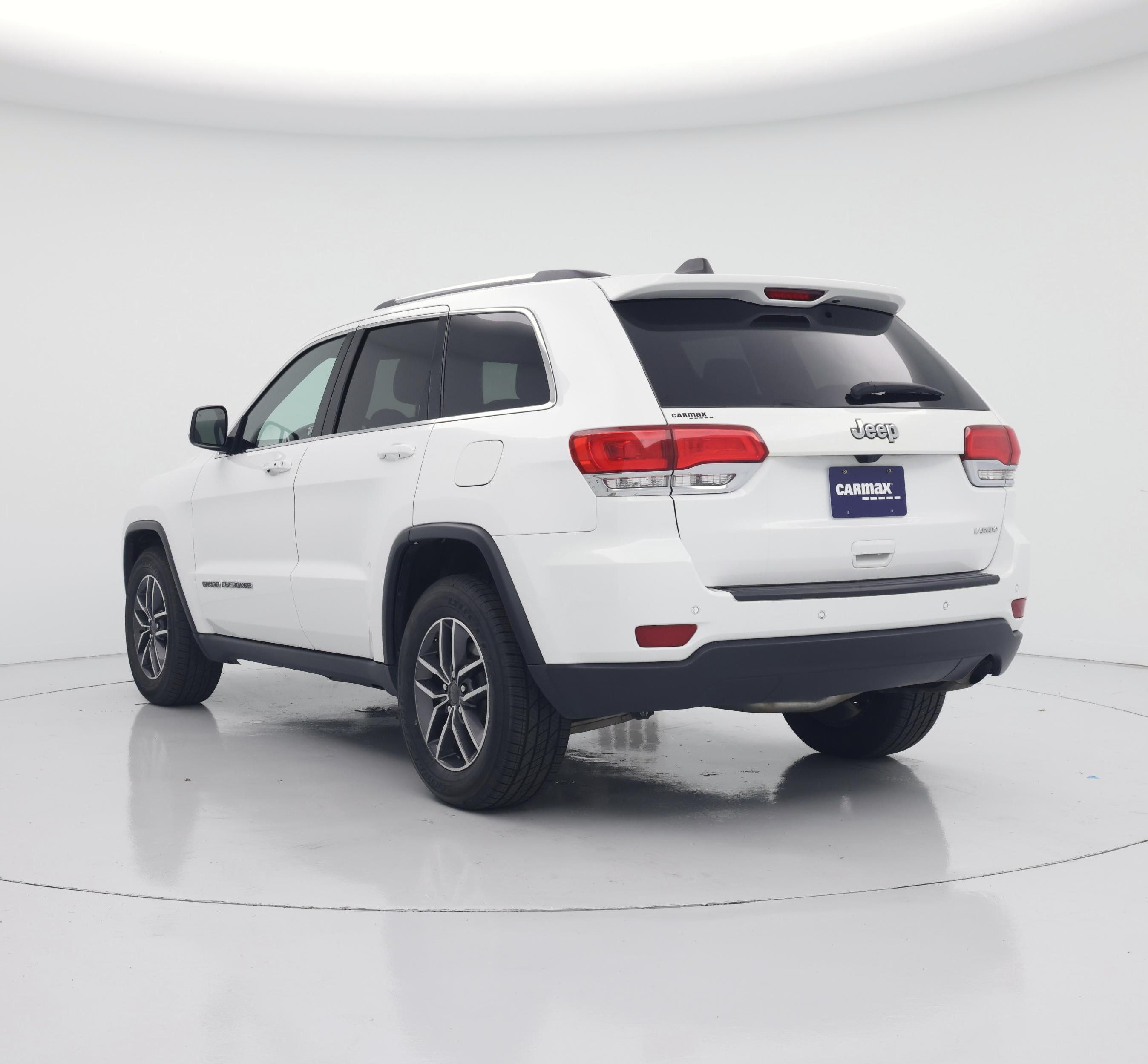 Thumbnail: 2019 Jeep Grand Cherokee - 2