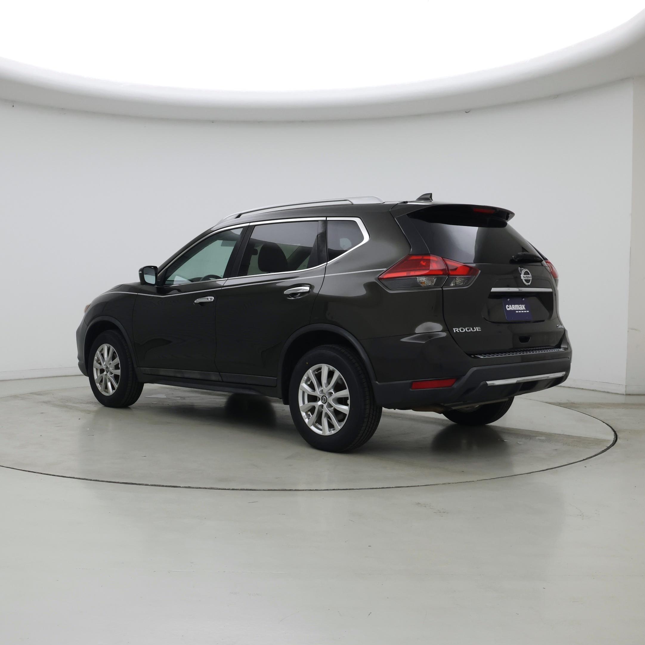 Thumbnail: 2017 Nissan Rogue - 2