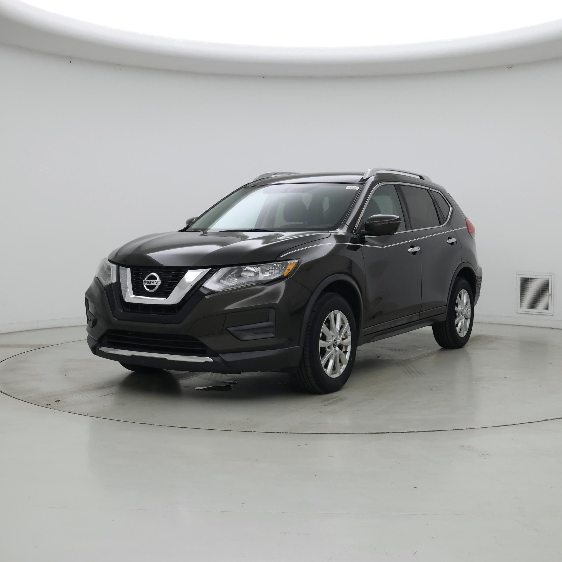Thumbnail: 2017 Nissan Rogue - 4