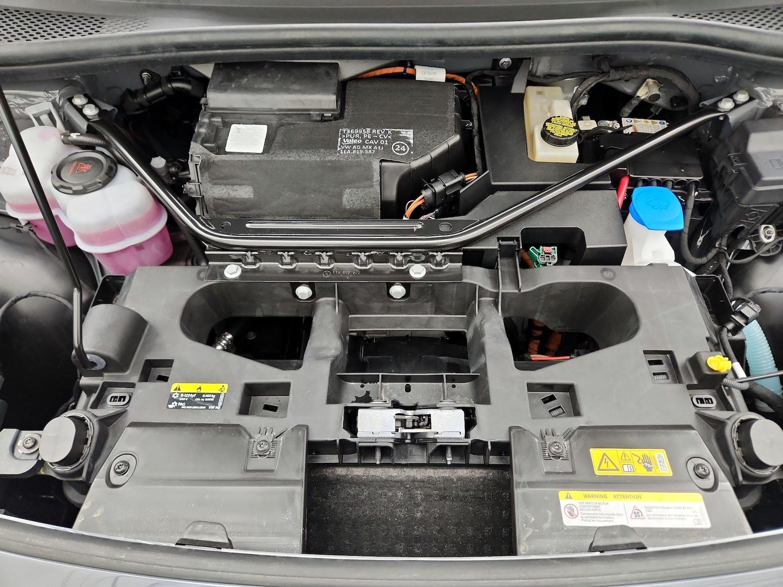 2024 Volkswagen ID.4 S - Photo 24