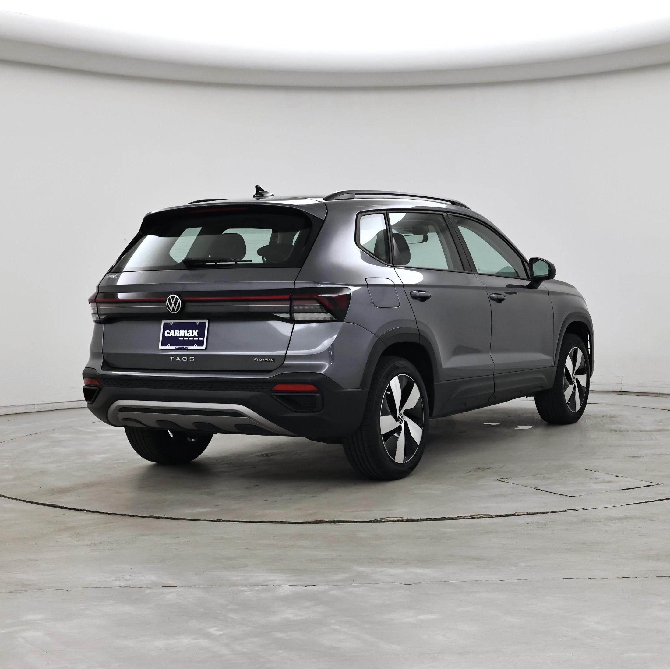 Thumbnail: 2025 Volkswagen Taos - 8