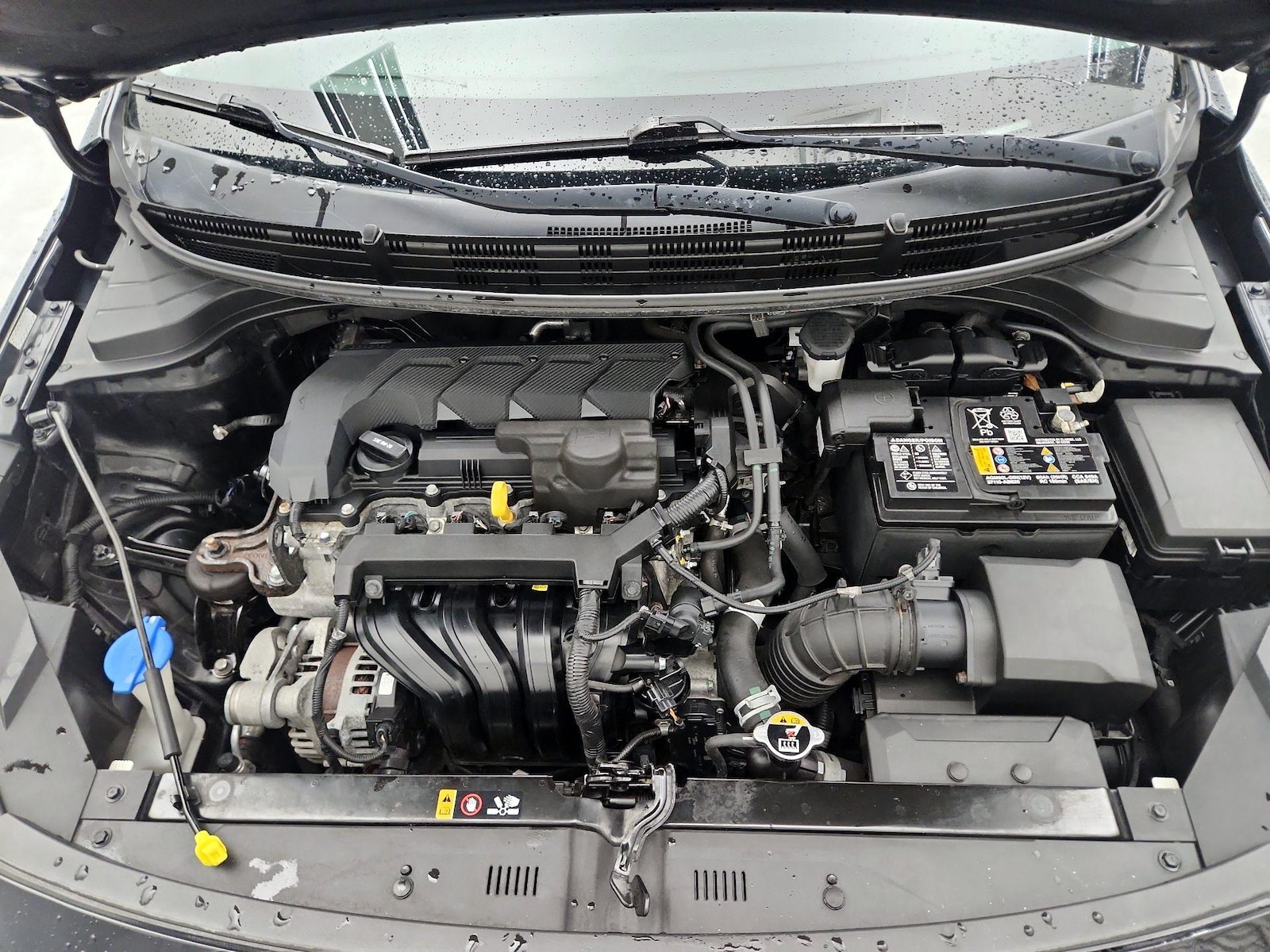 2022 Kia Rio 5-Door S - Photo 22