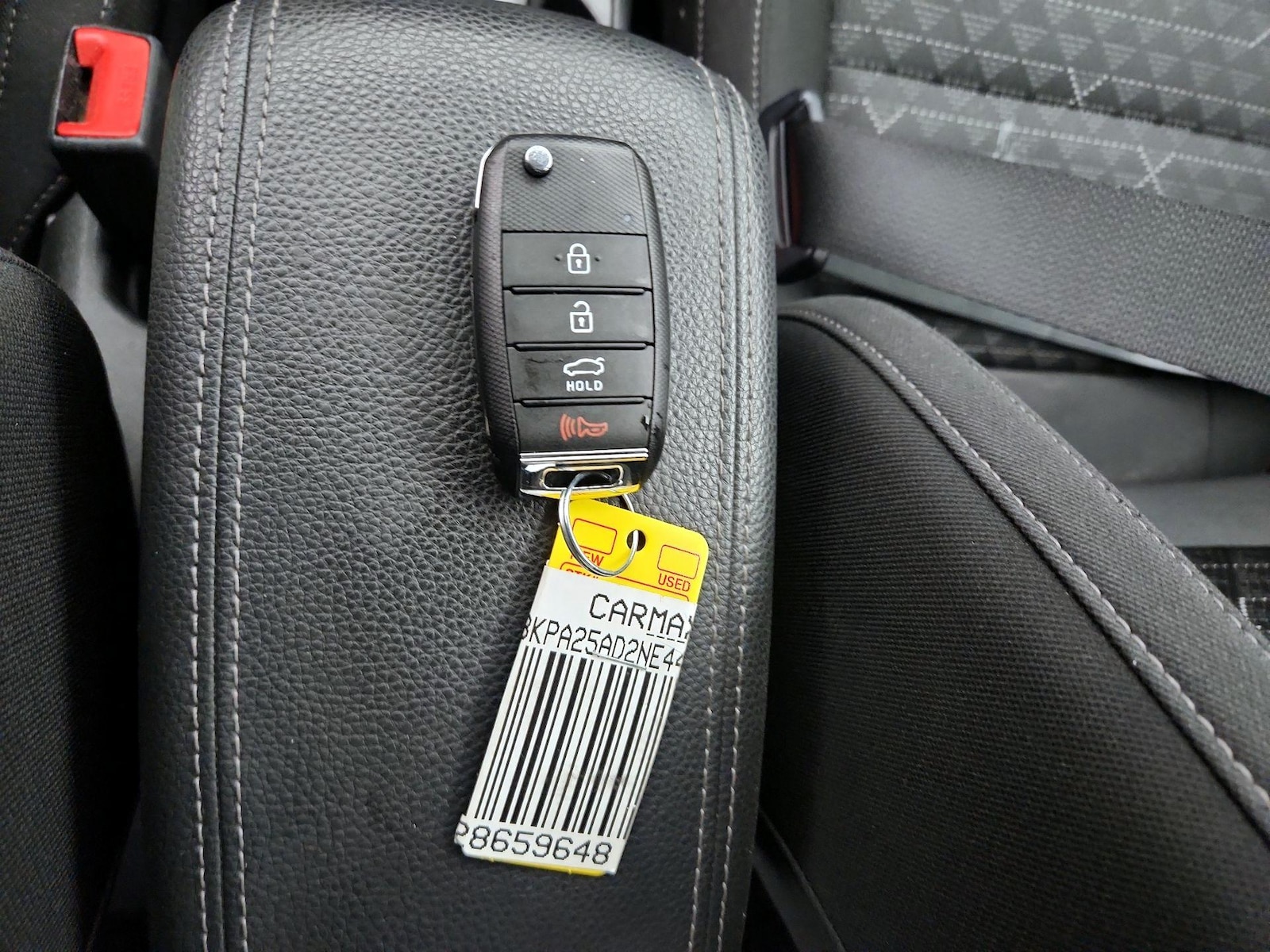 2022 Kia Rio 5-Door S - Photo 23