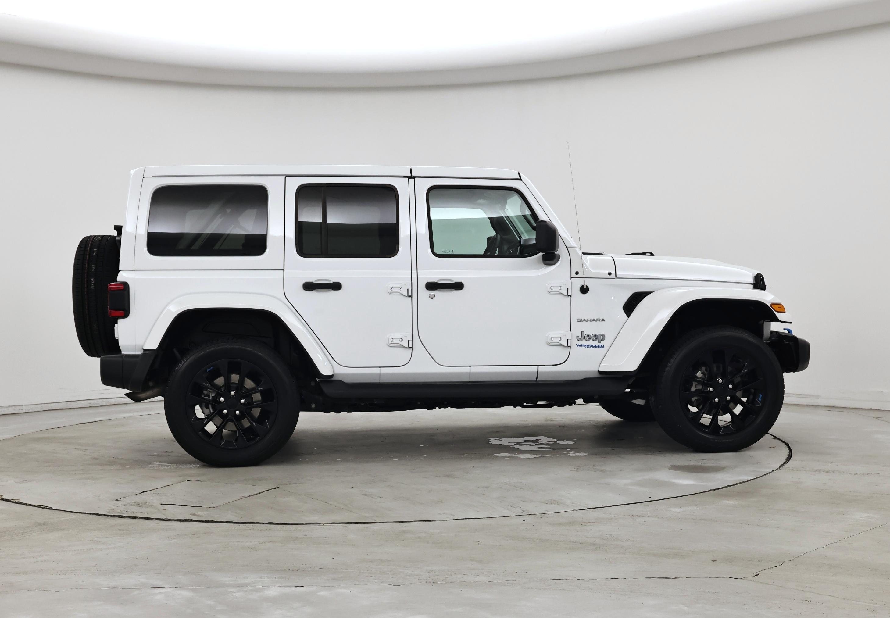 Thumbnail: 2022 Jeep Wrangler - 7