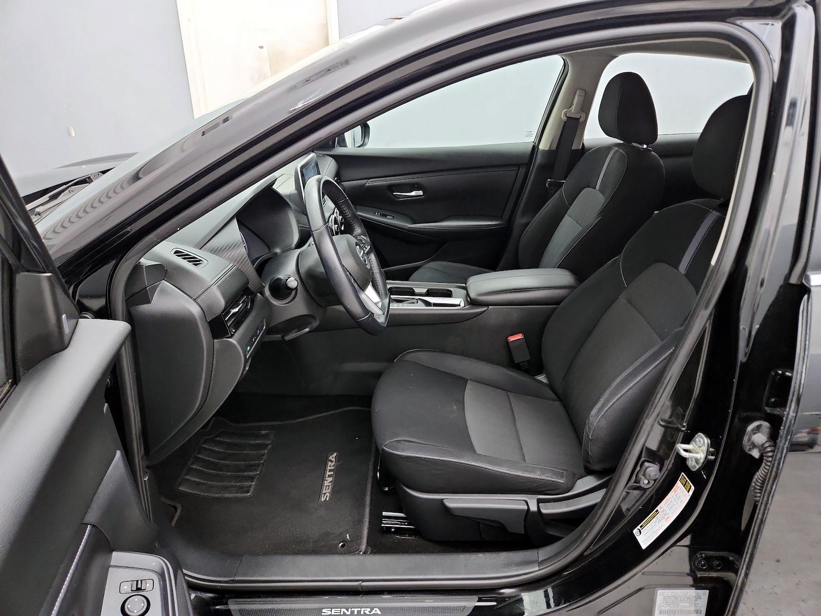 2020 Nissan Sentra SV - Photo 12