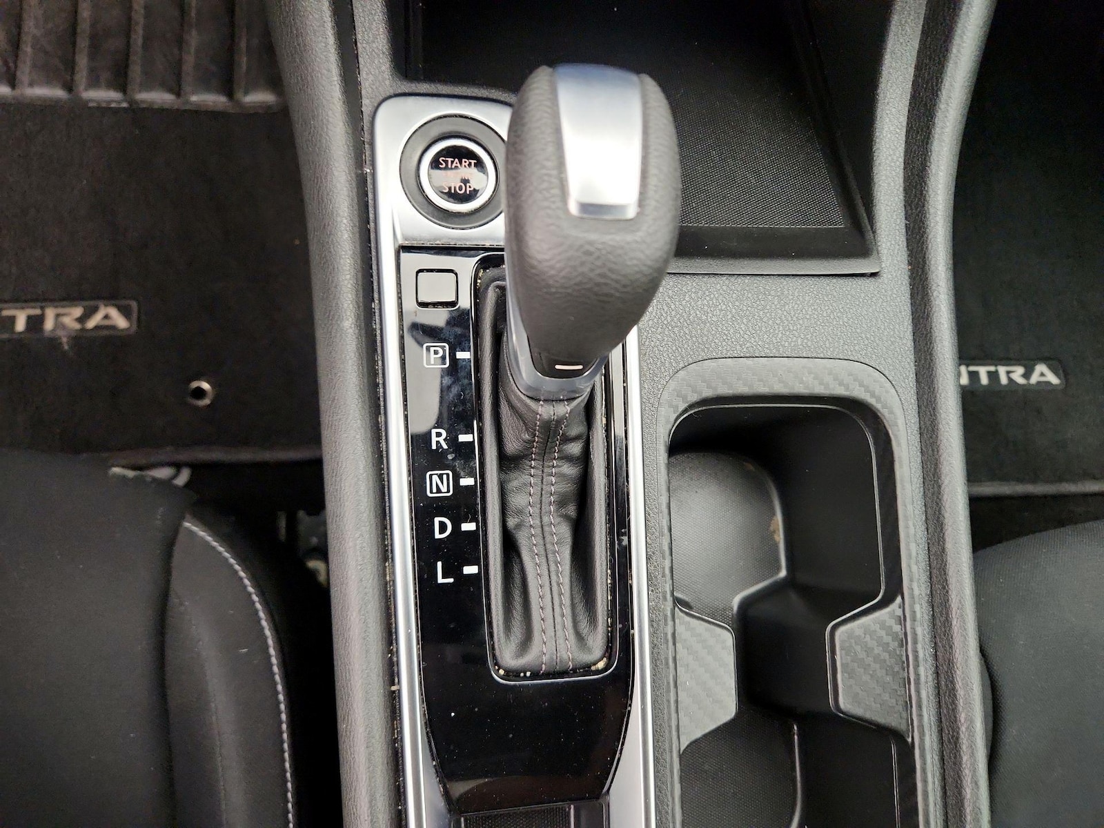 2020 Nissan Sentra SV - Photo 18