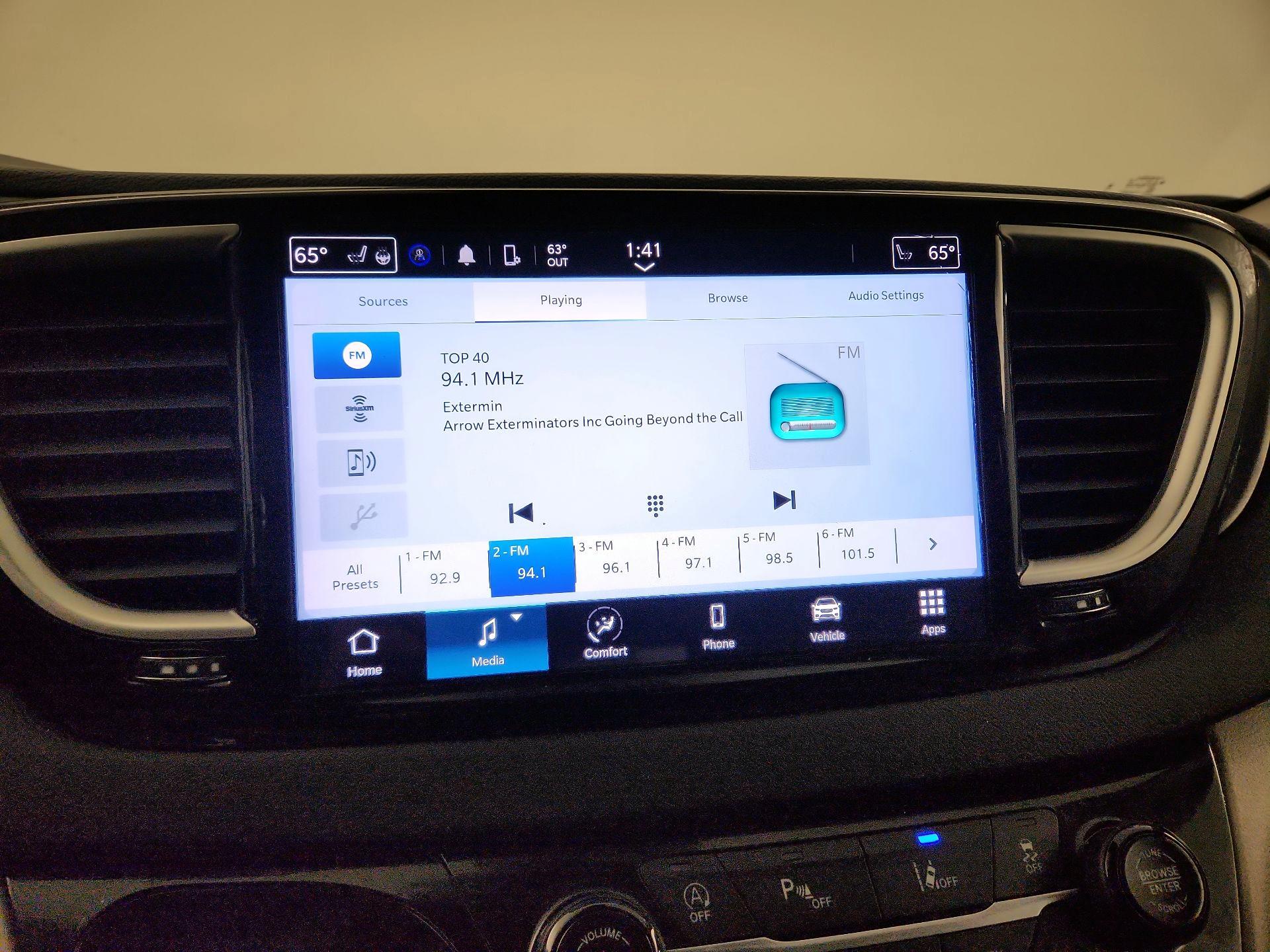 Thumbnail: 2024 Chrysler Pacifica - 15