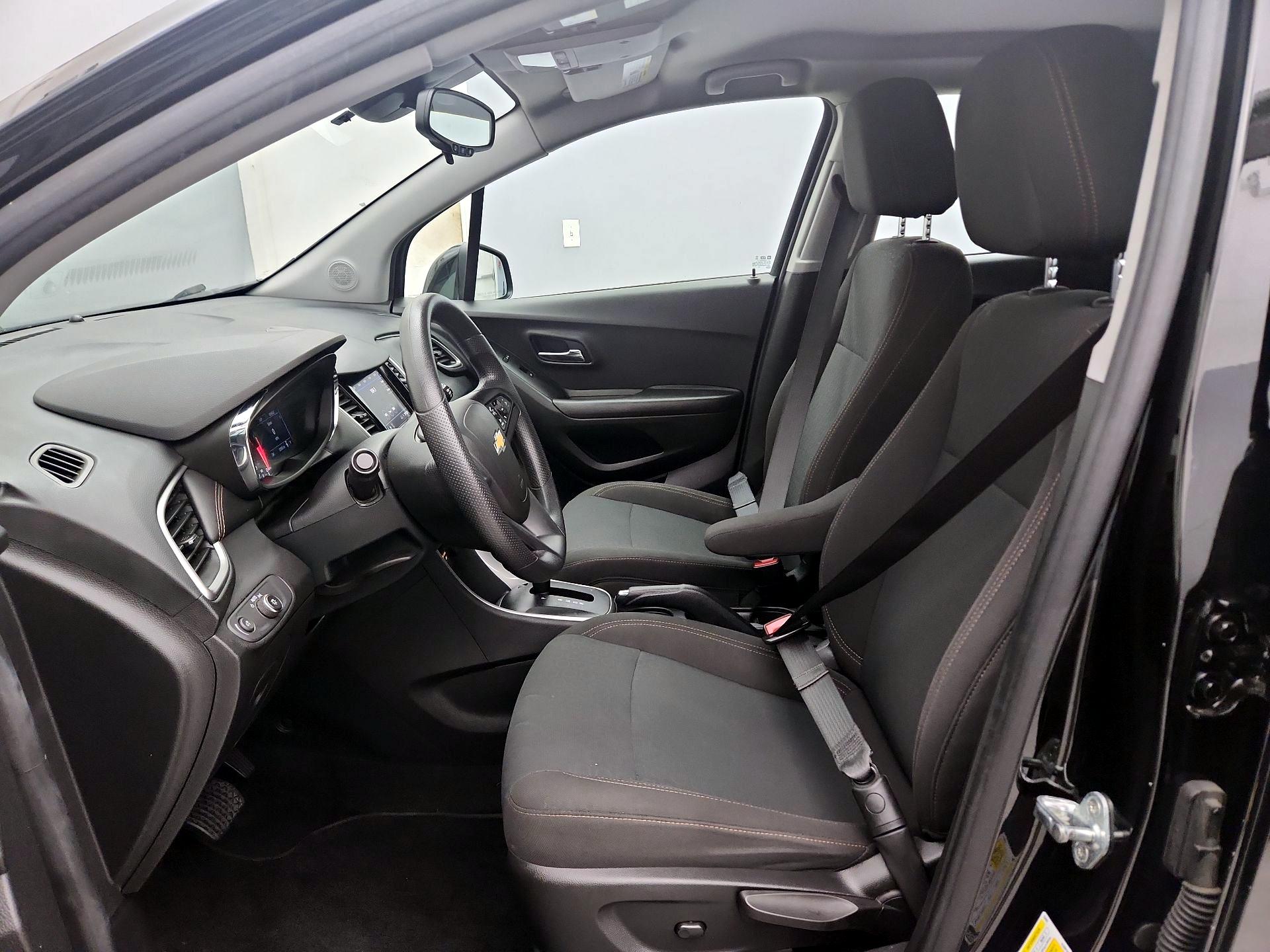 Thumbnail: 2021 Chevrolet Trax - 11