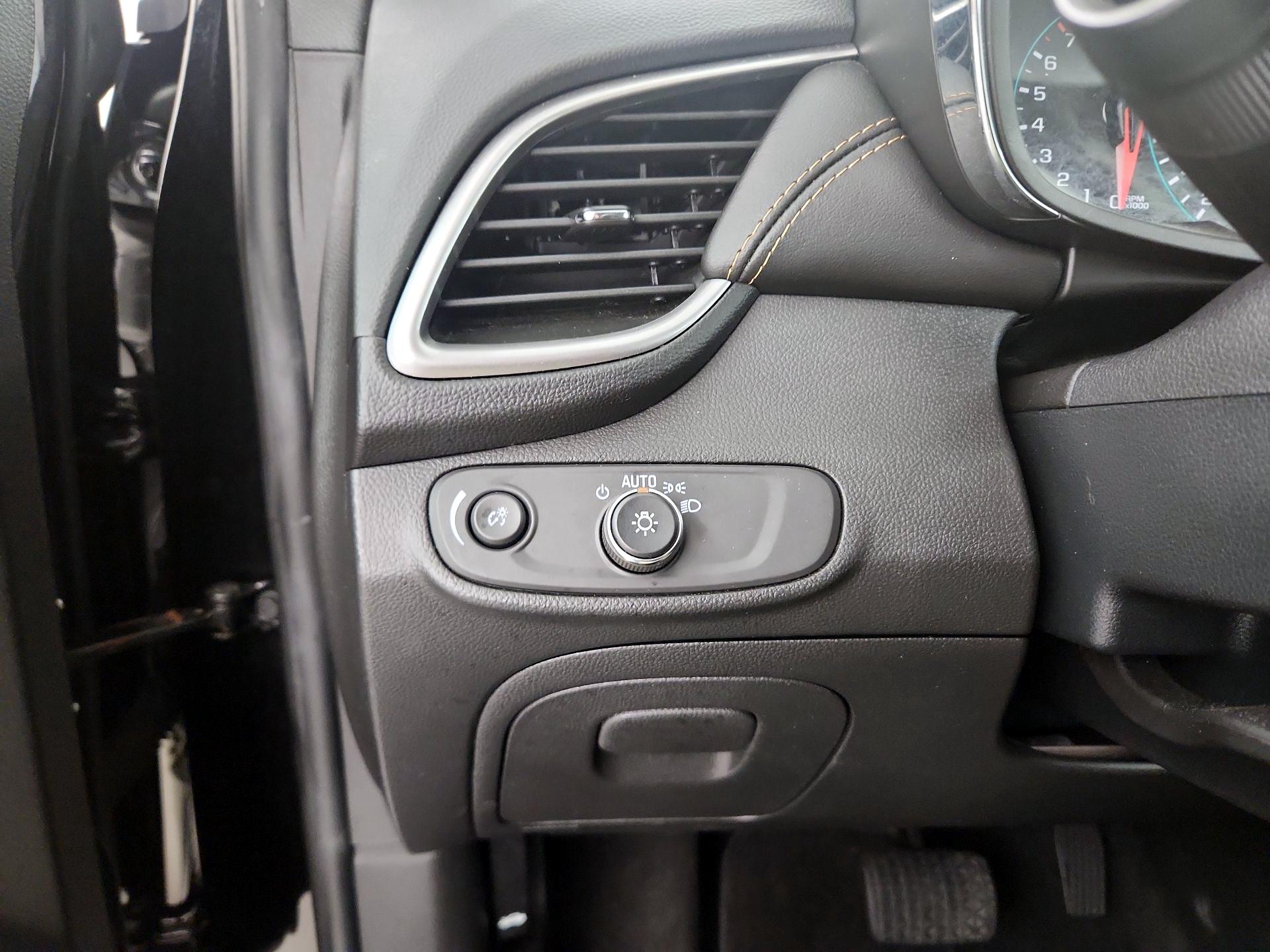 Thumbnail: 2021 Chevrolet Trax - 13