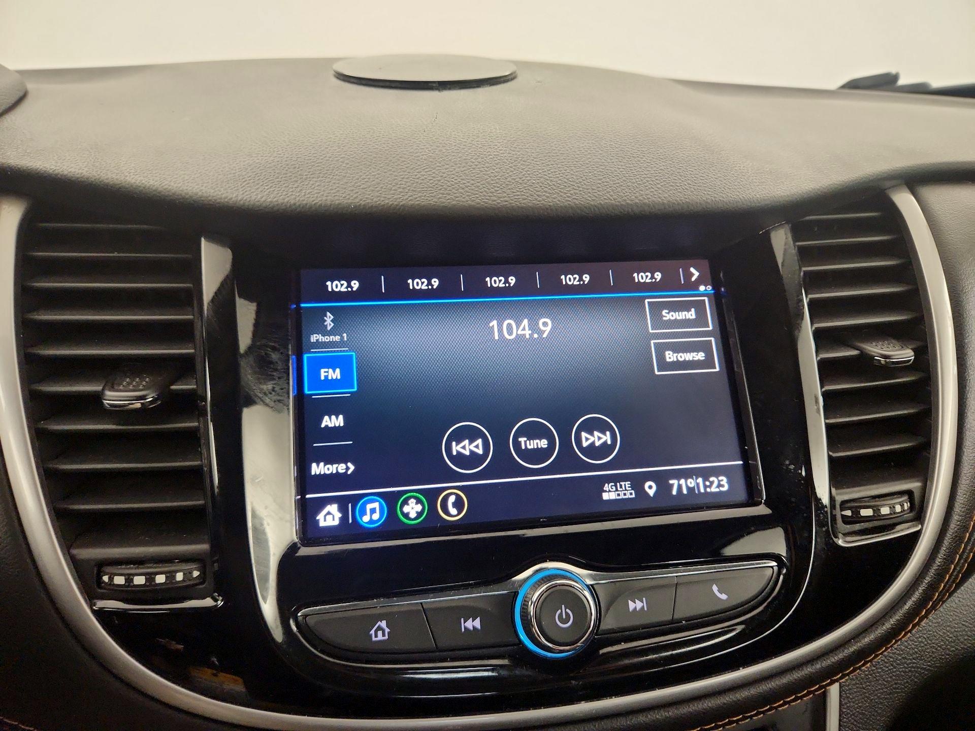 Thumbnail: 2021 Chevrolet Trax - 15
