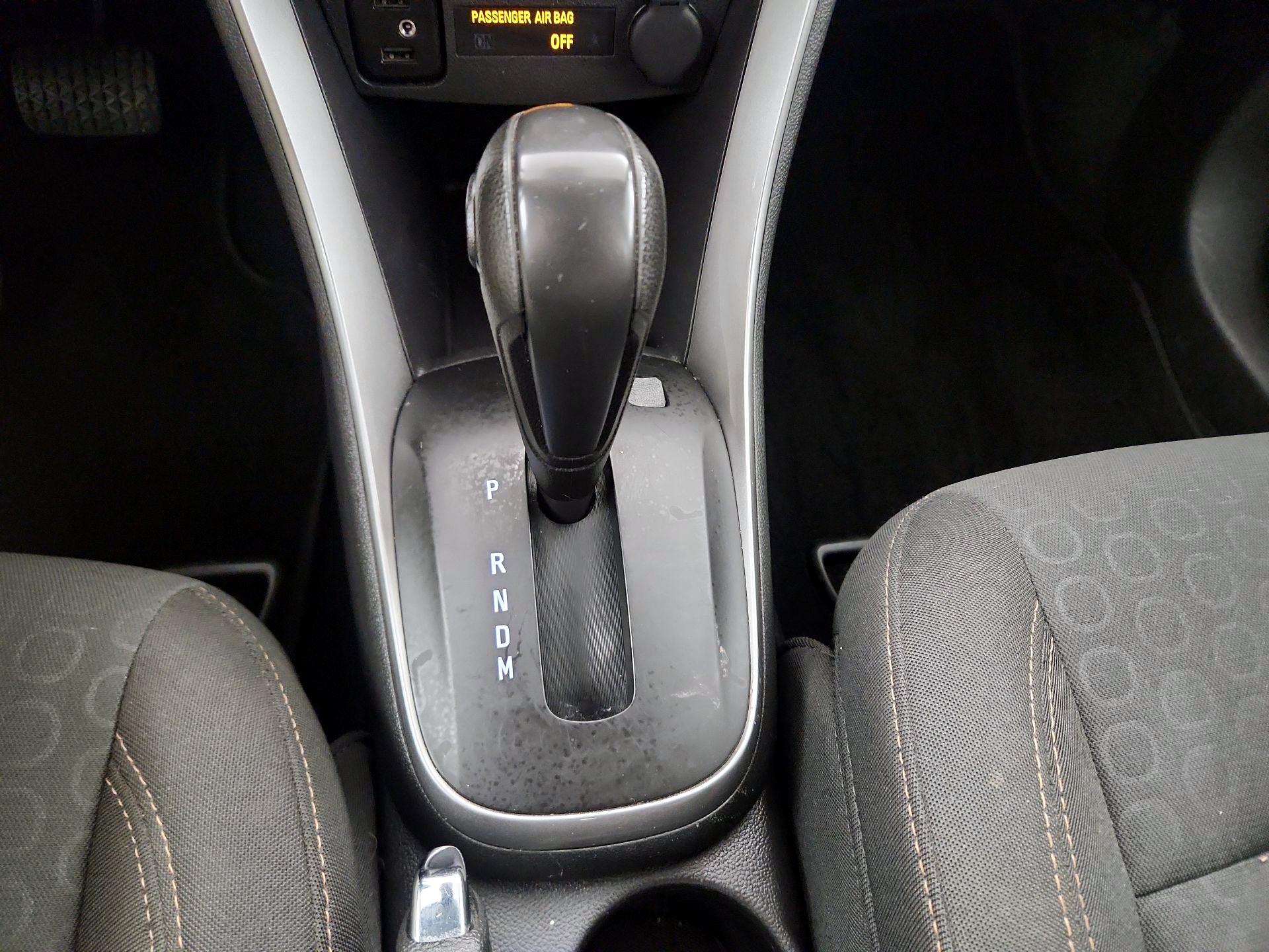 Thumbnail: 2021 Chevrolet Trax - 17