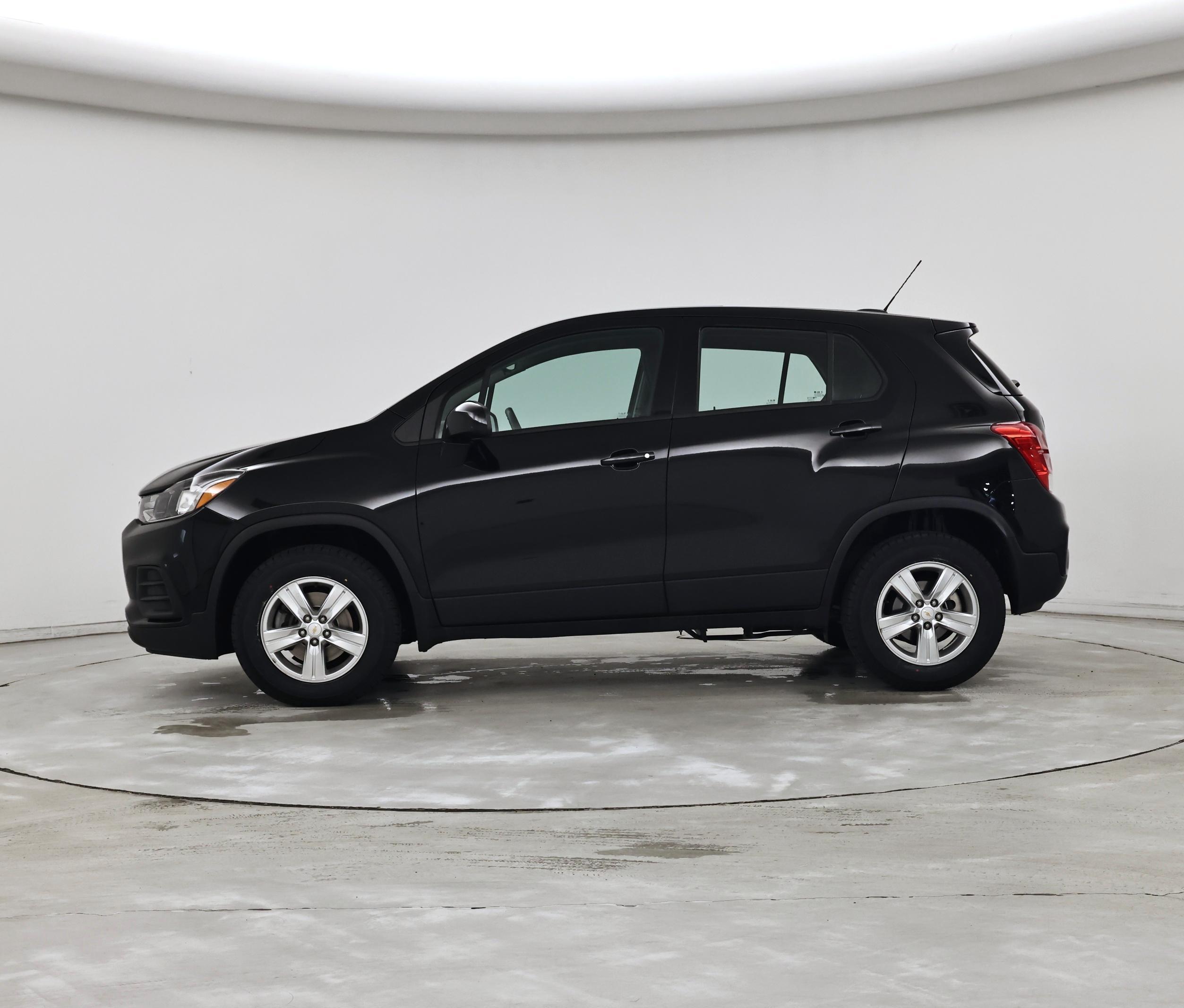Thumbnail: 2021 Chevrolet Trax - 3