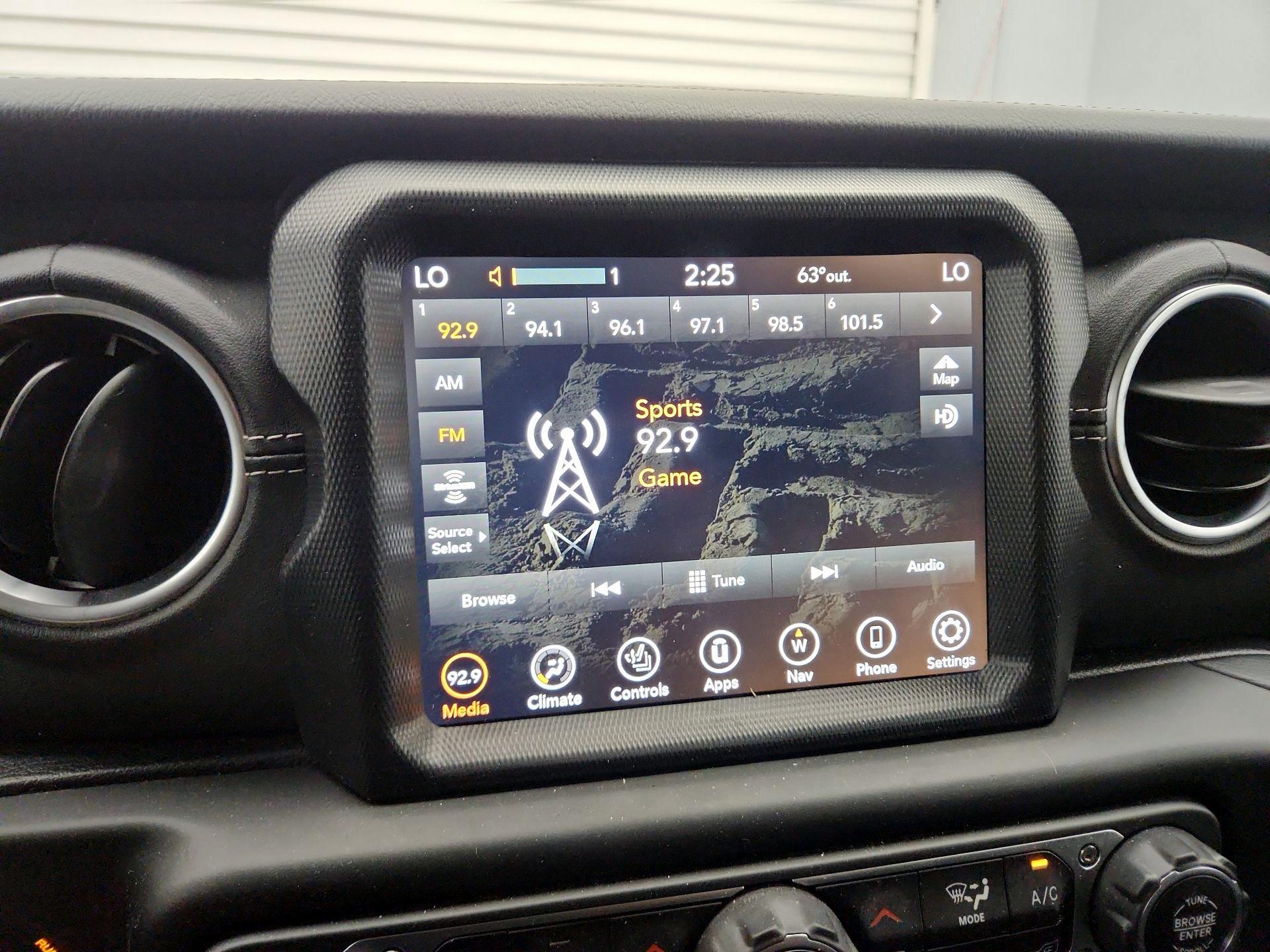 Thumbnail: 2023 Jeep Wrangler - 16