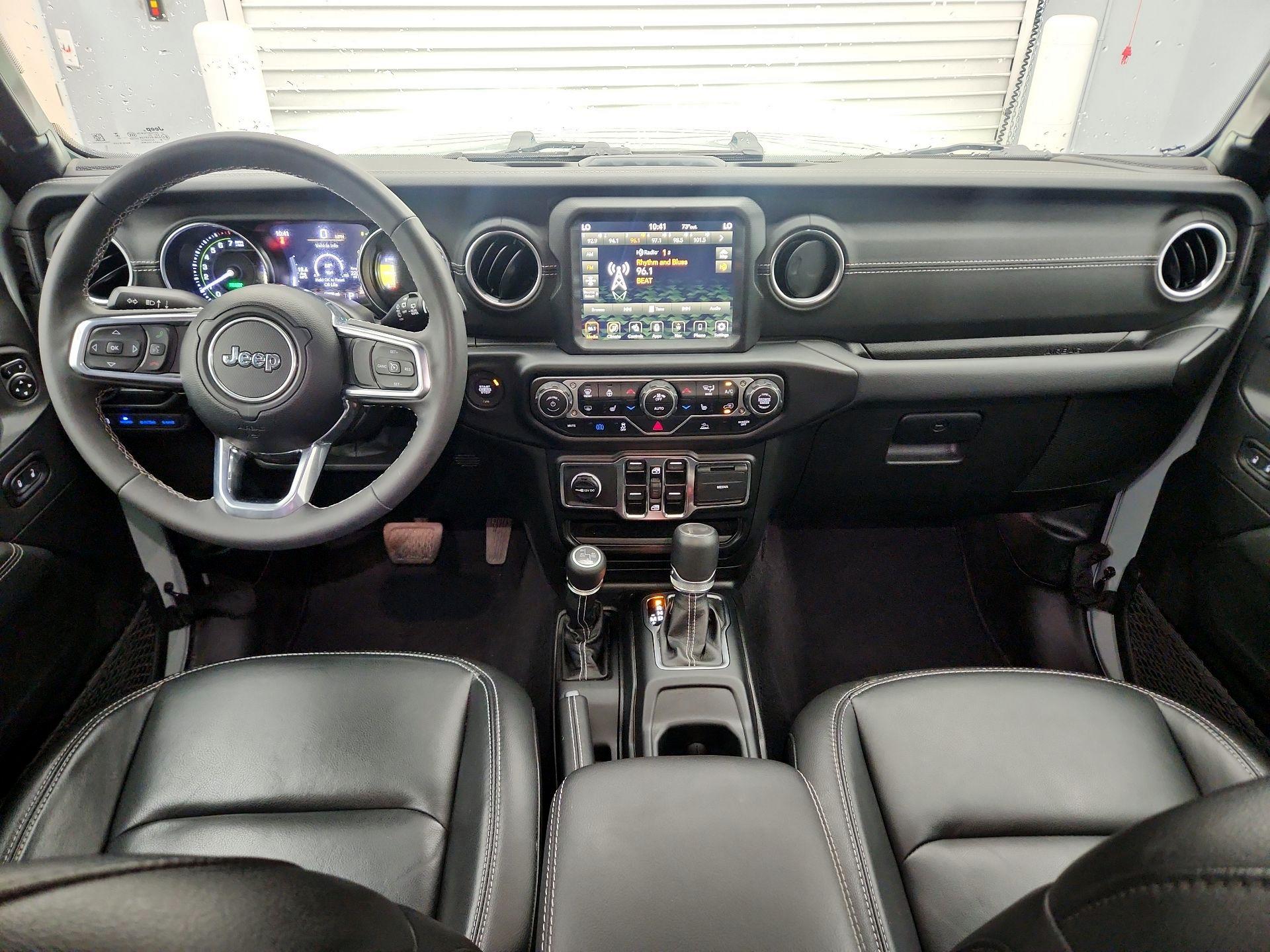 Thumbnail: 2023 Jeep Wrangler - 9