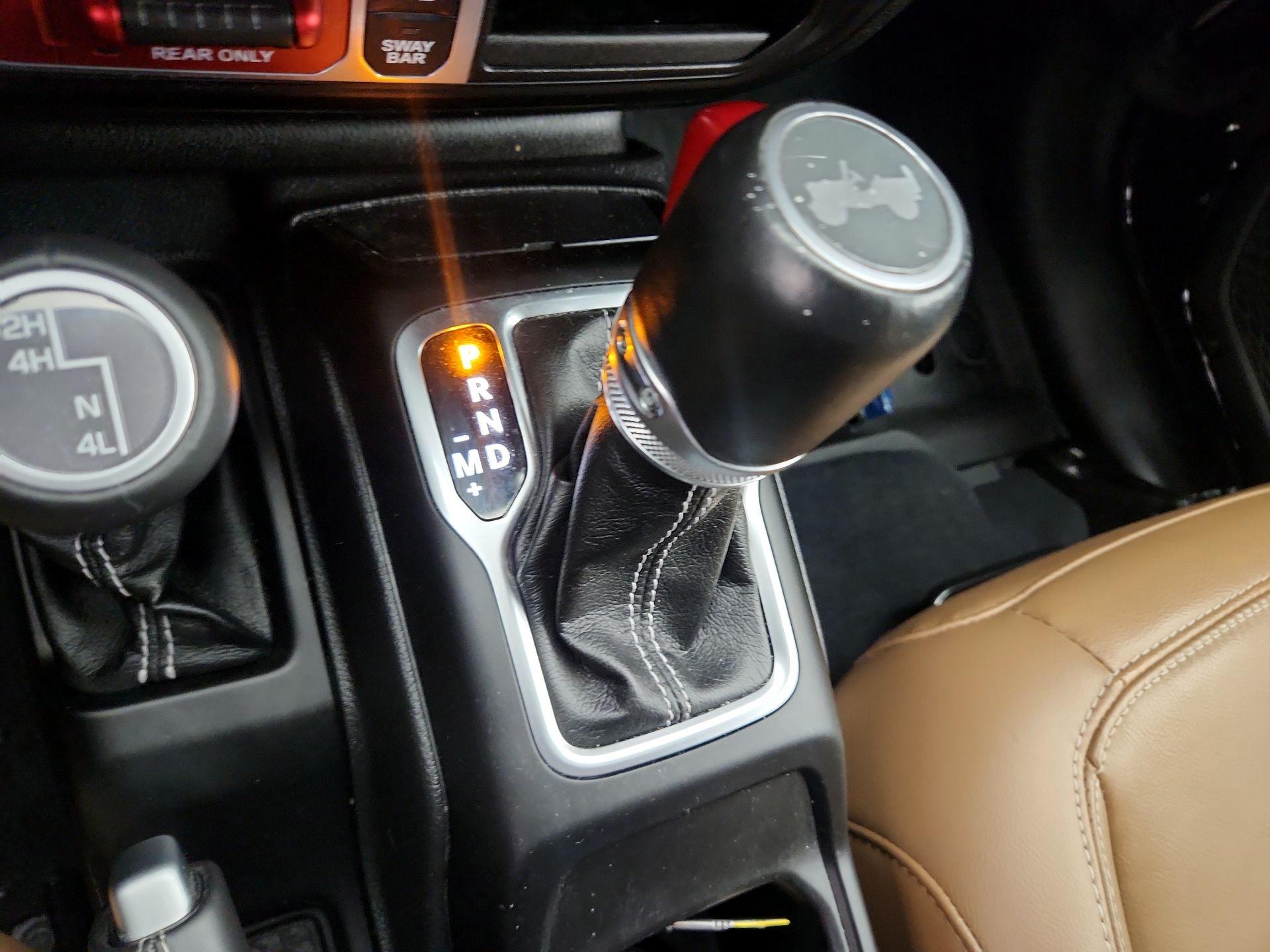 Thumbnail: 2022 Jeep Wrangler - 18