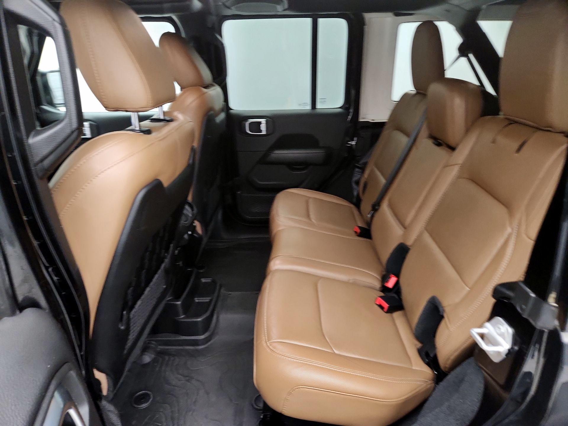 Thumbnail: 2022 Jeep Wrangler - 20